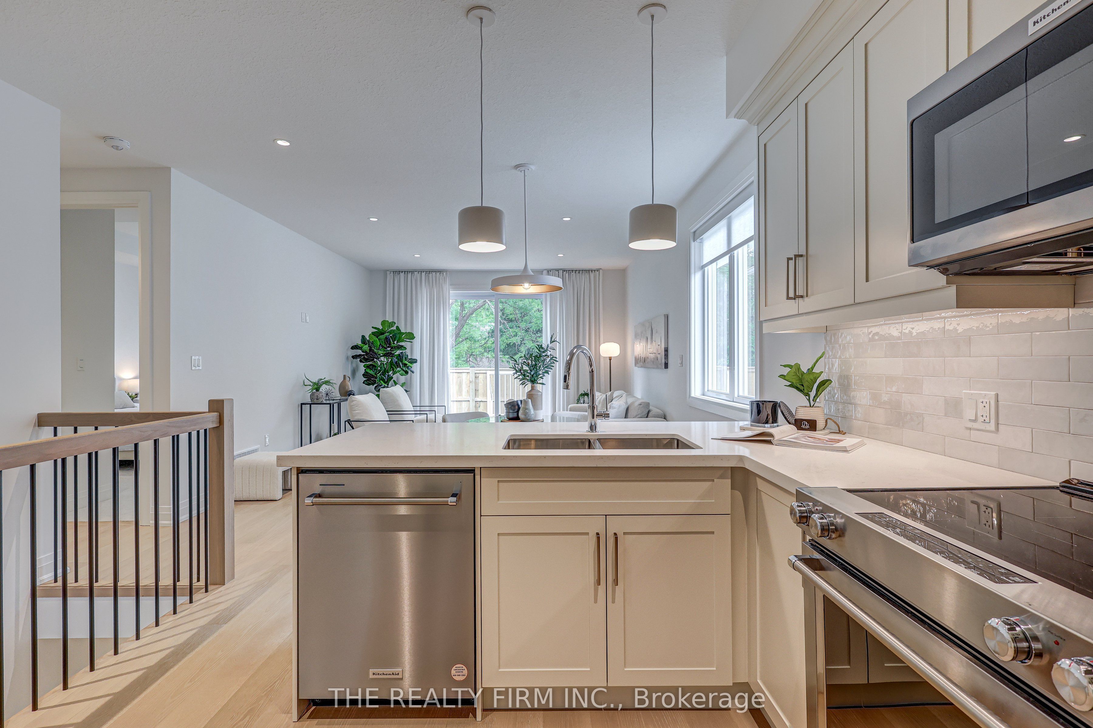 85 Forest Street 18 Property Photo 6