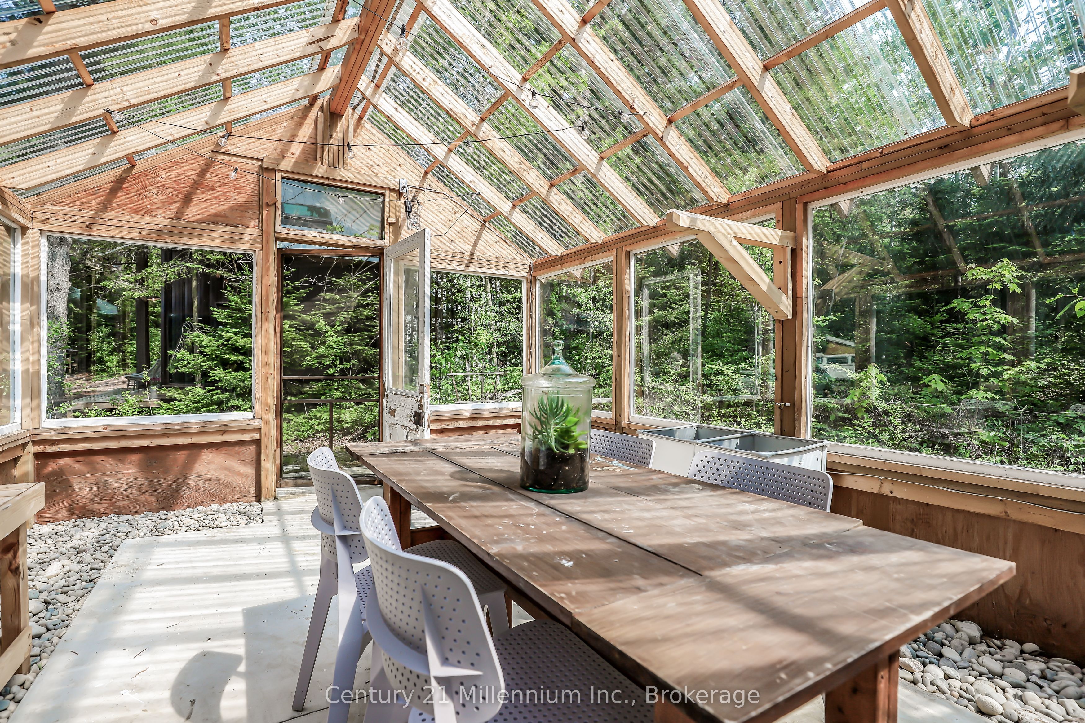204 Ogimah Road Property Photo 8