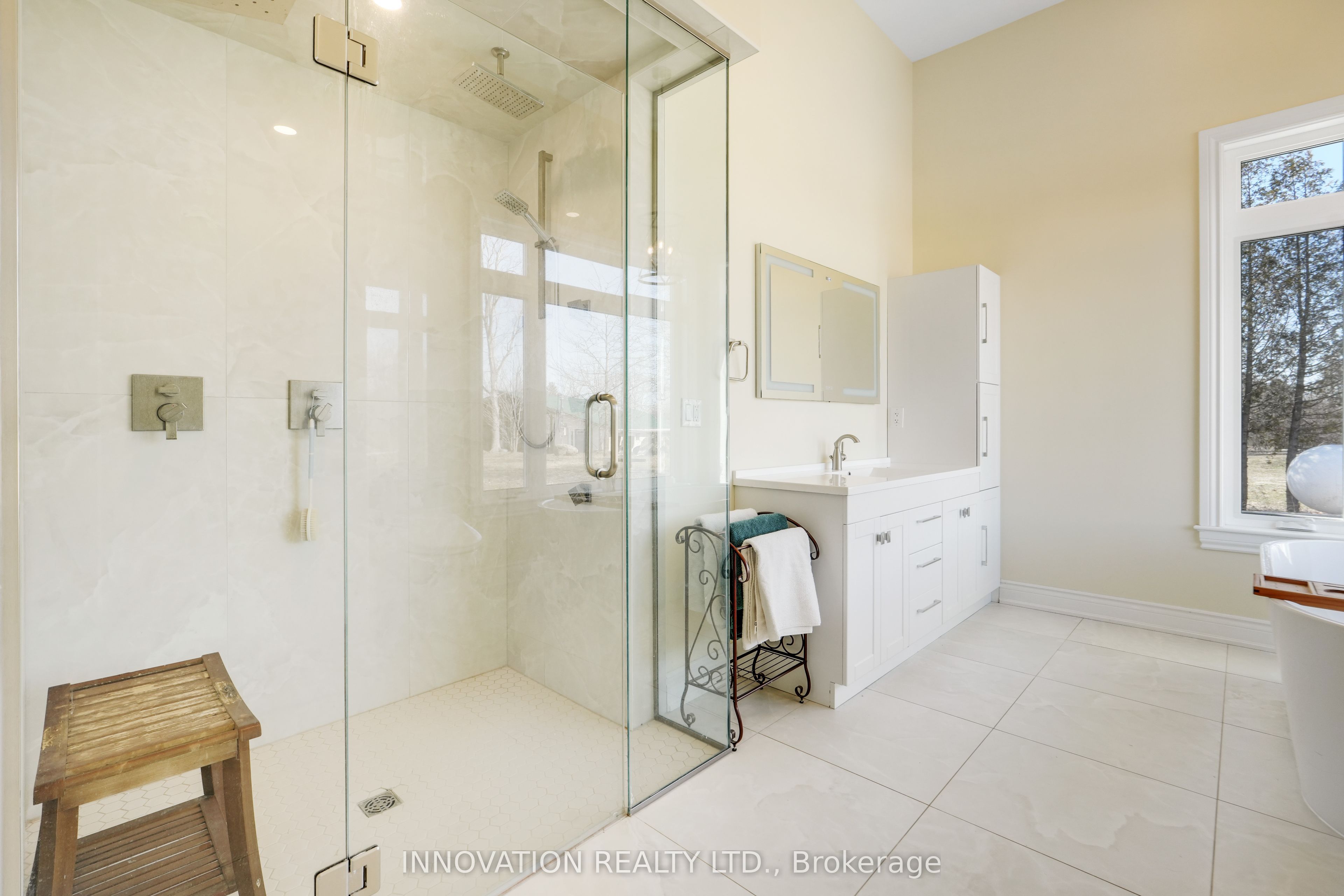 6972 Gallagher Road Property Photo 11