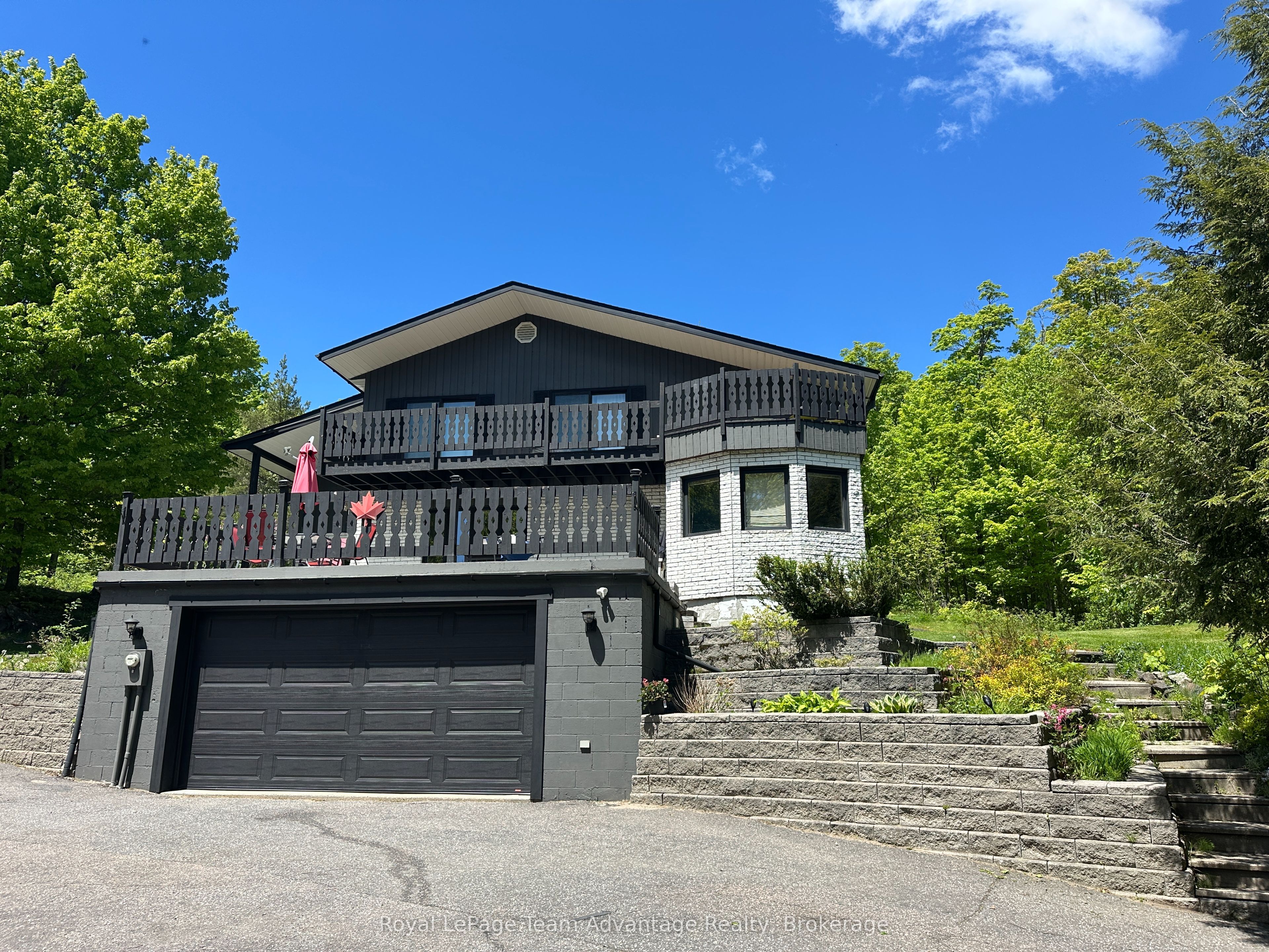 12 Taylor Crescent Property Photo 1