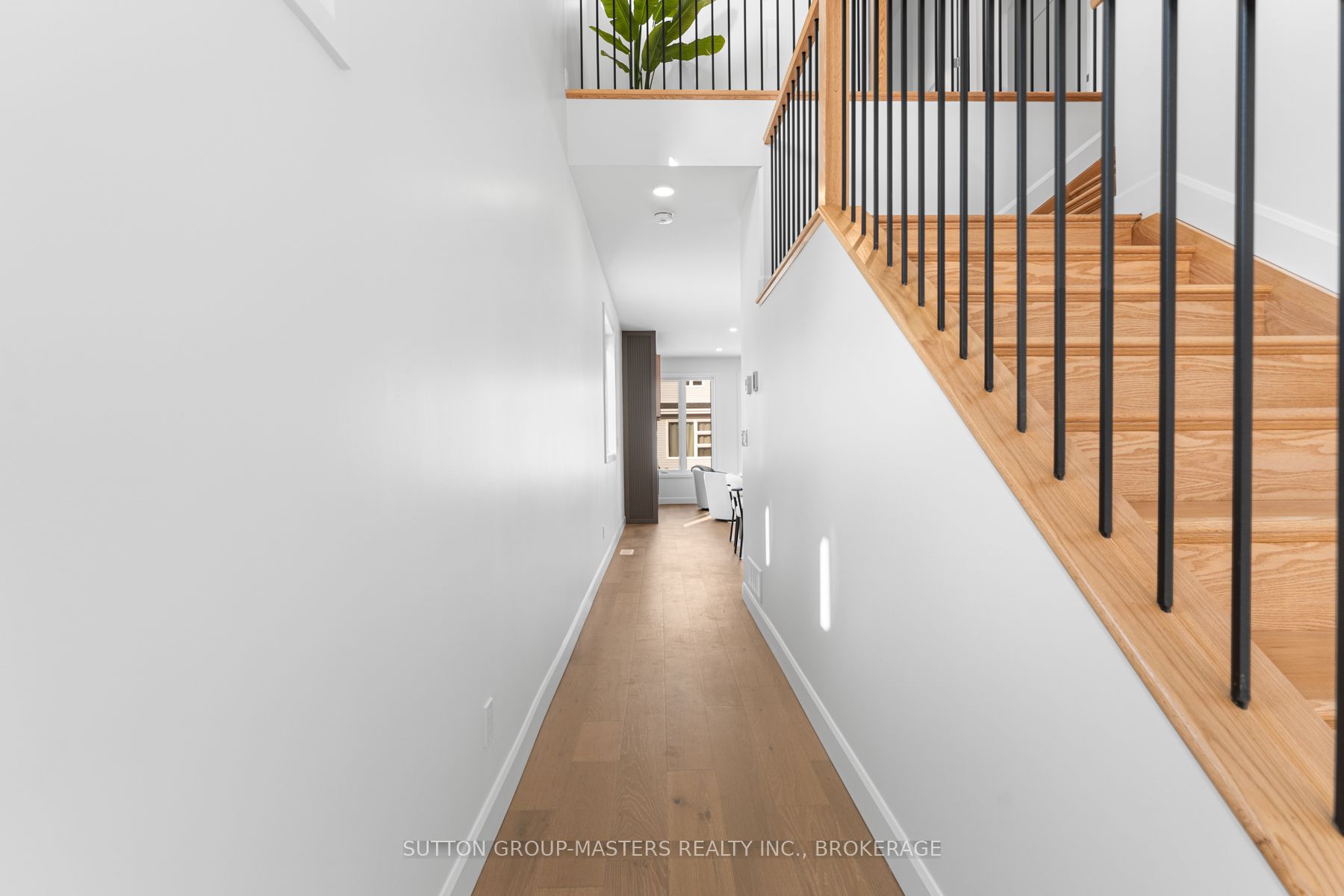 204 Superior Drive Property Photo 8