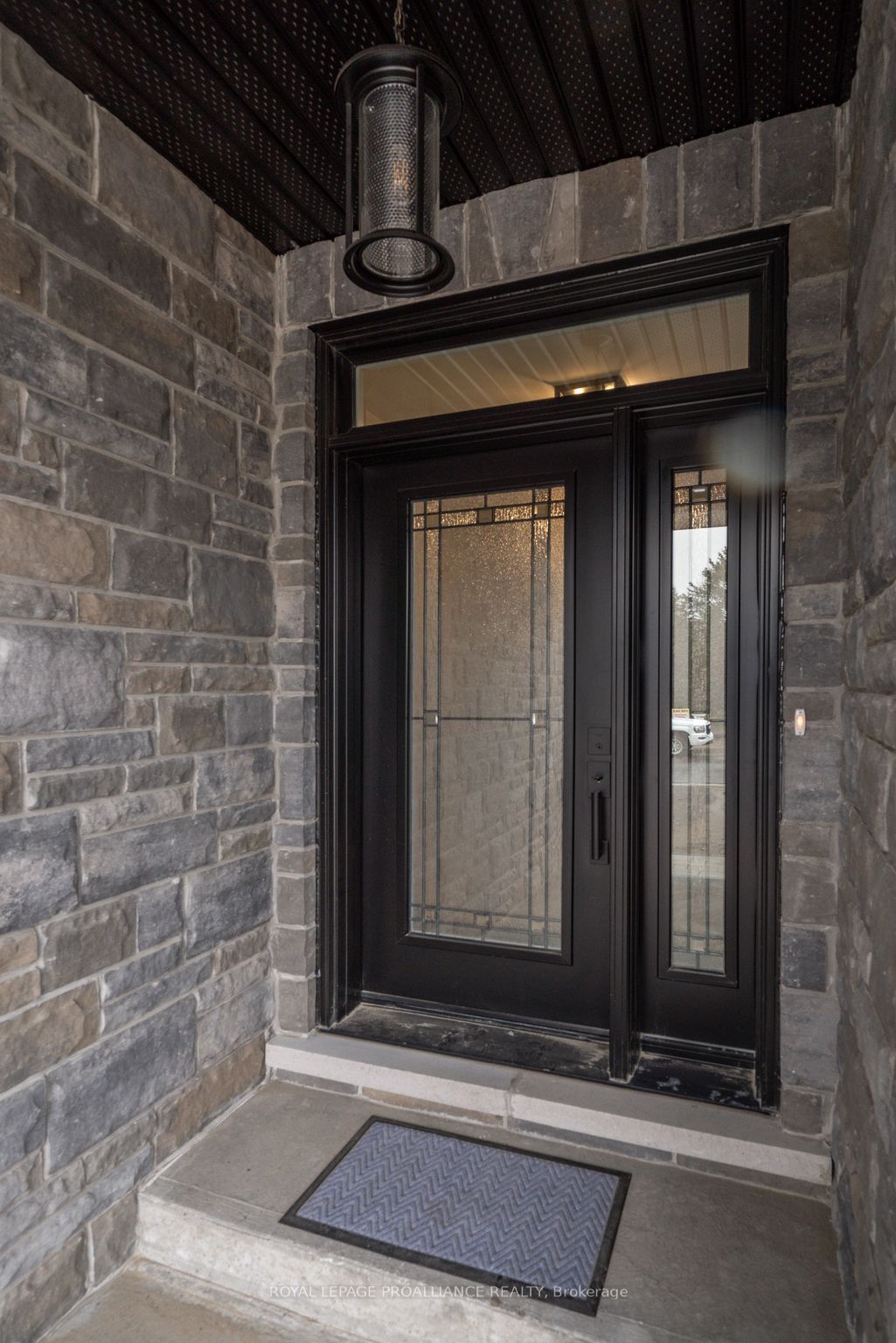 5 Mackenzie John Crescent Property Photo 3
