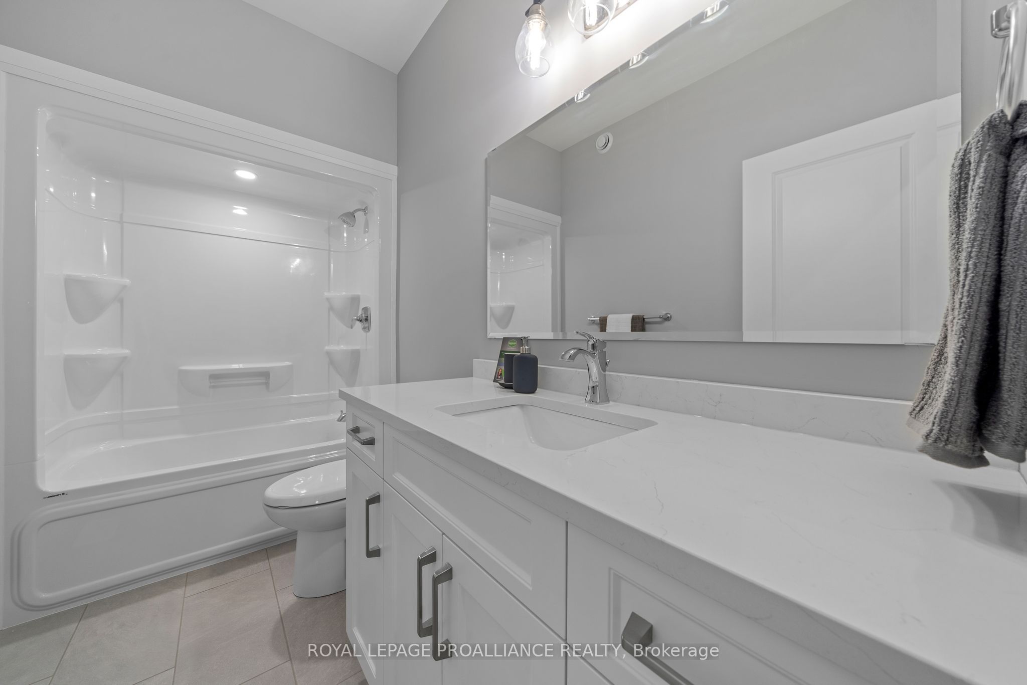 5 Mackenzie John Crescent Property Photo 26