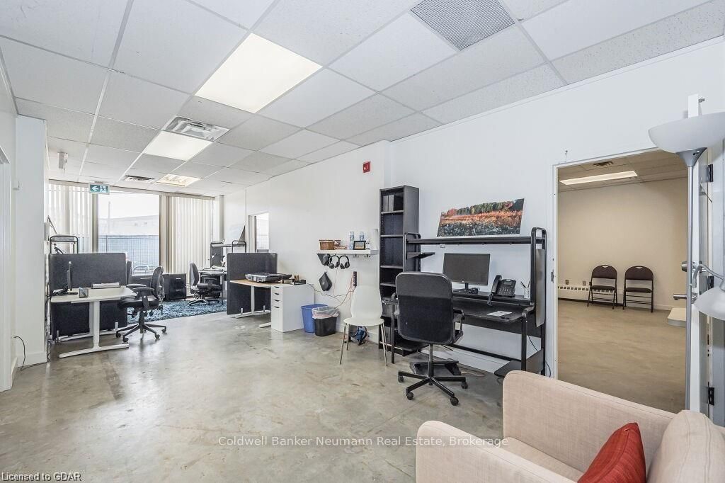 60 Baker Street Property Photo 3