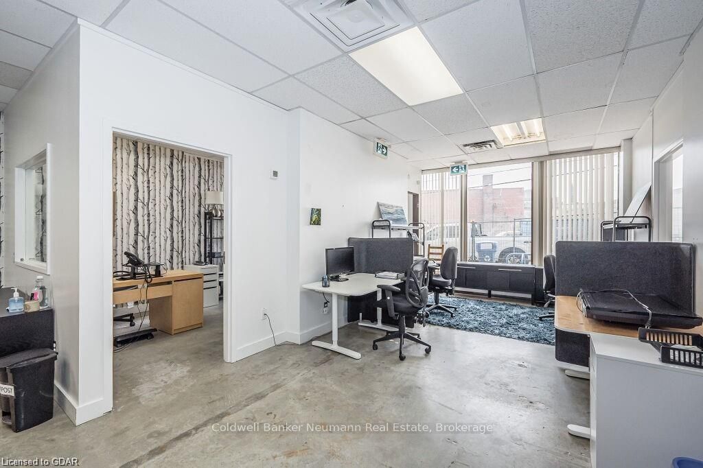 60 Baker Street Property Photo 5
