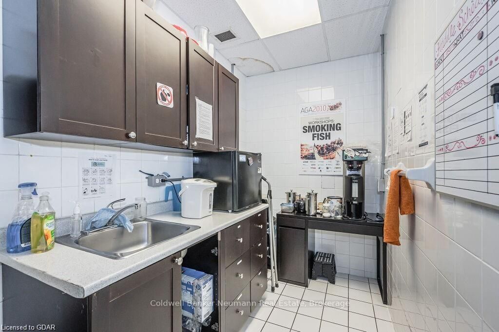 60 Baker Street Property Photo 13