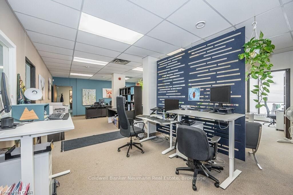 60 Baker Street Property Photo 17