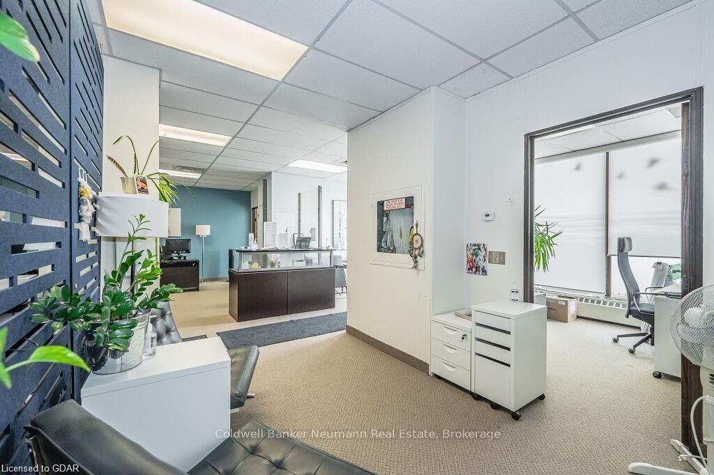 60 Baker Street Property Photo 23
