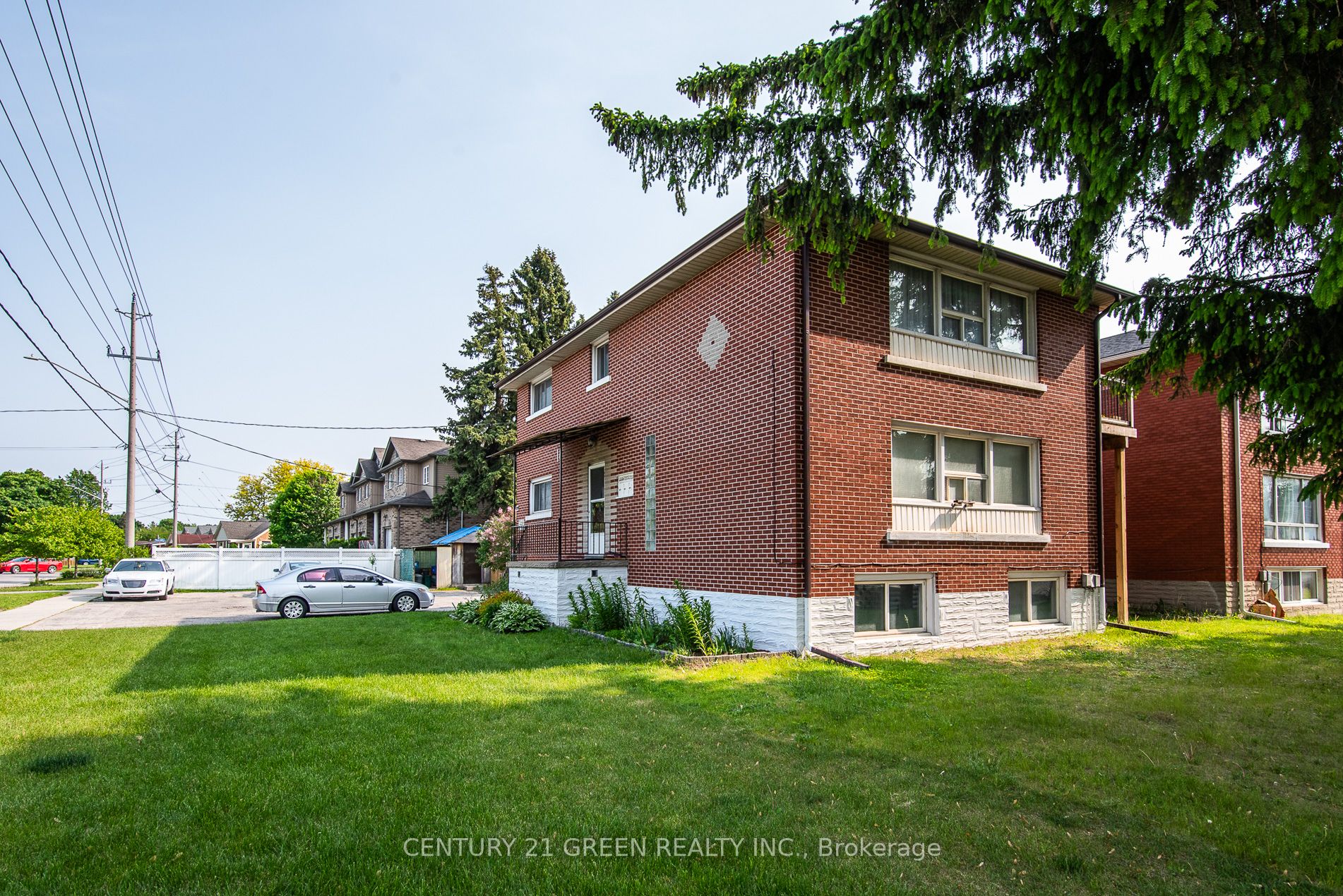 129 River Road E Property Photo 1
