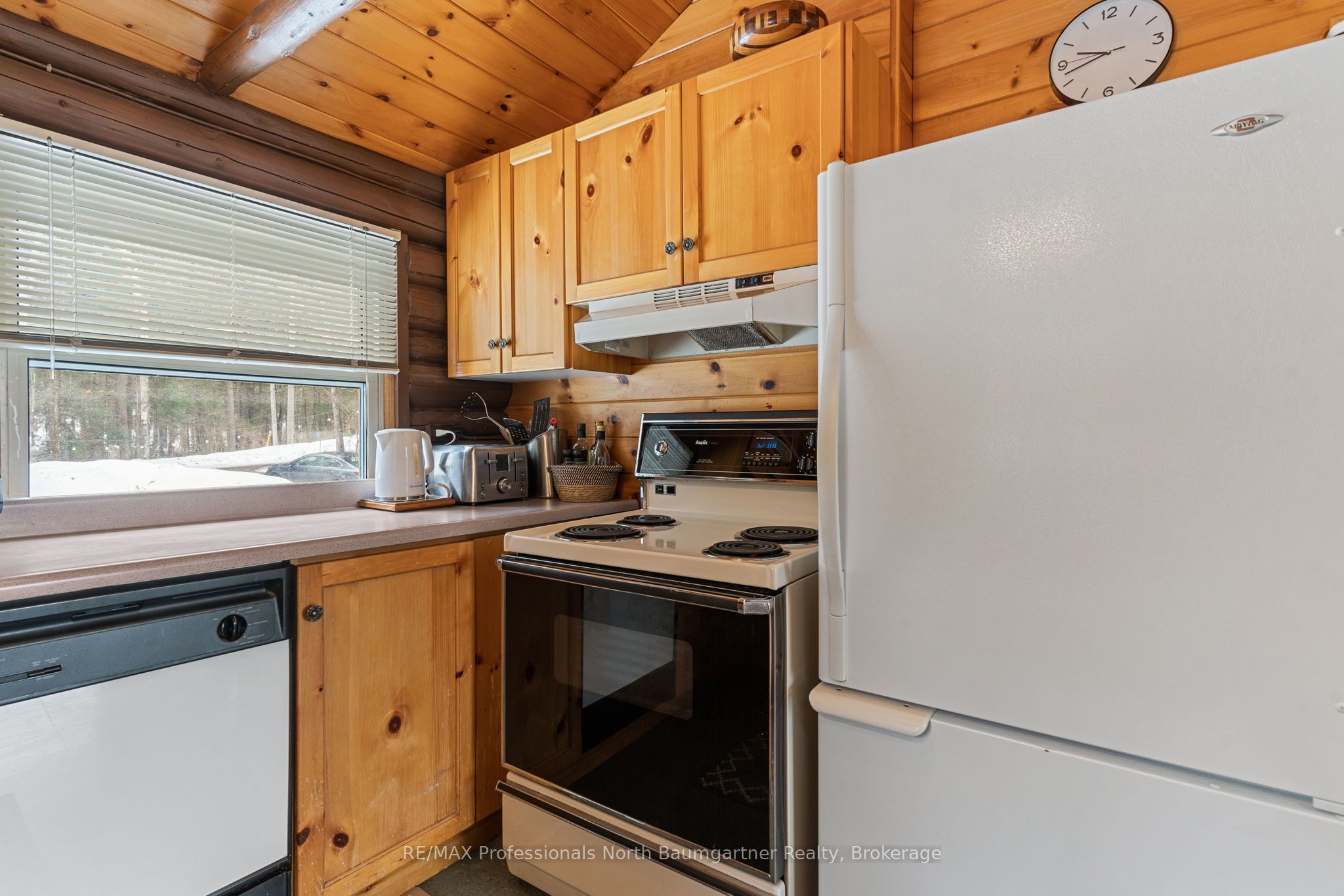 1012 Coulson Lane Property Photo 11