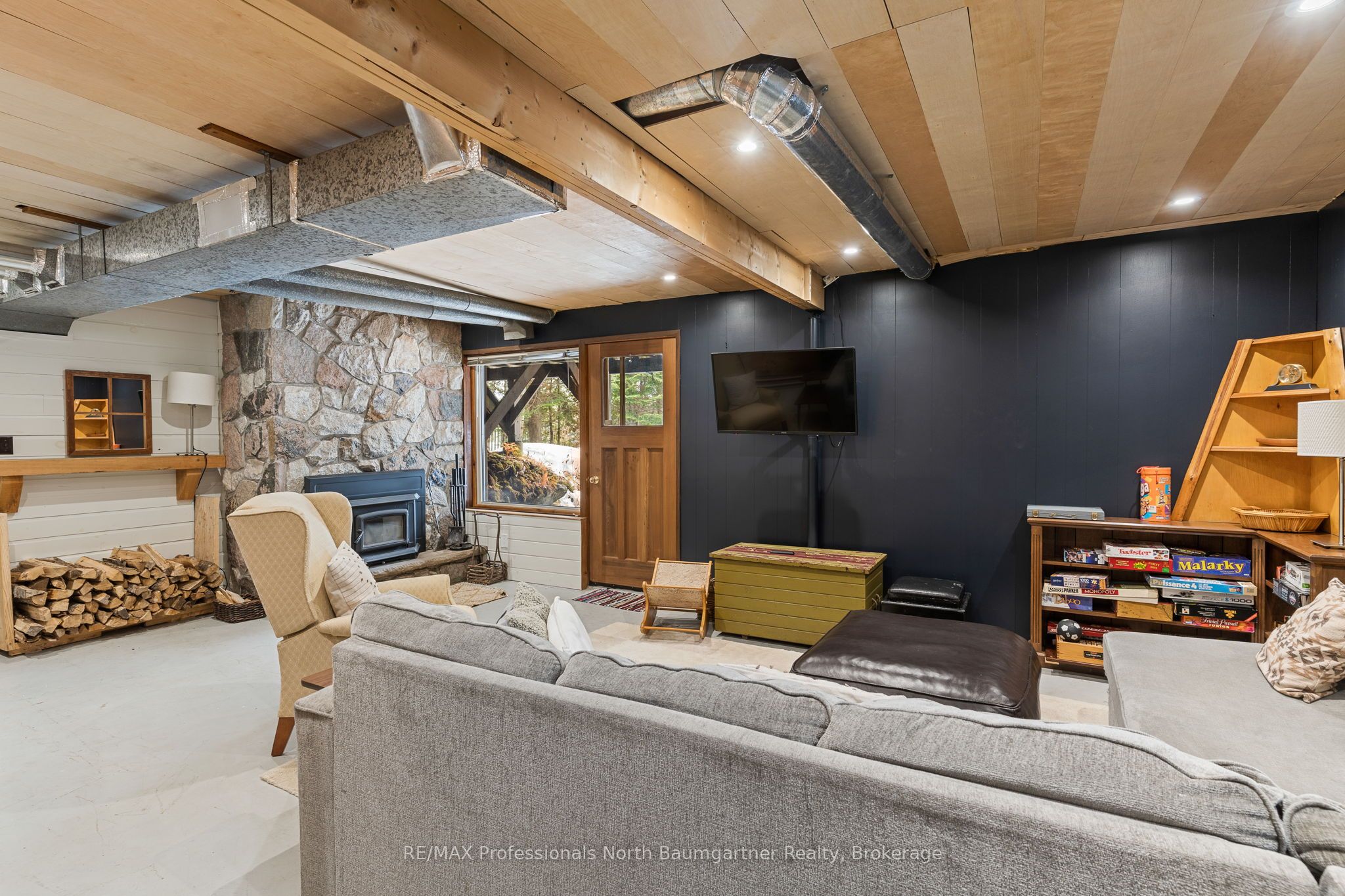 1012 Coulson Lane Property Photo 16