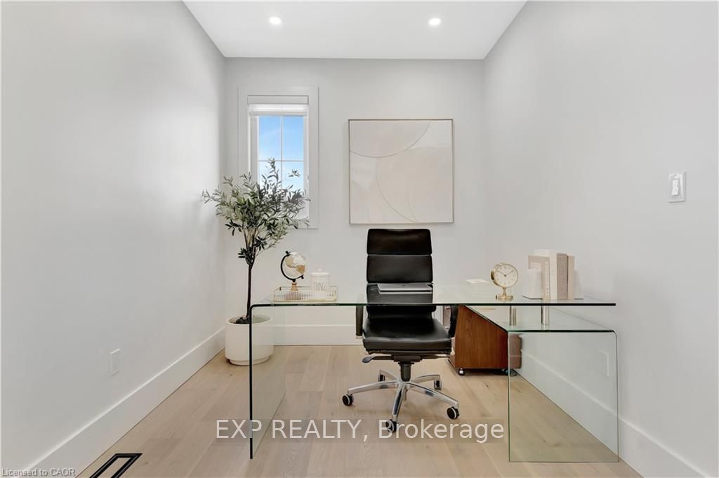 1048 Walton Avenue Property Photo 9