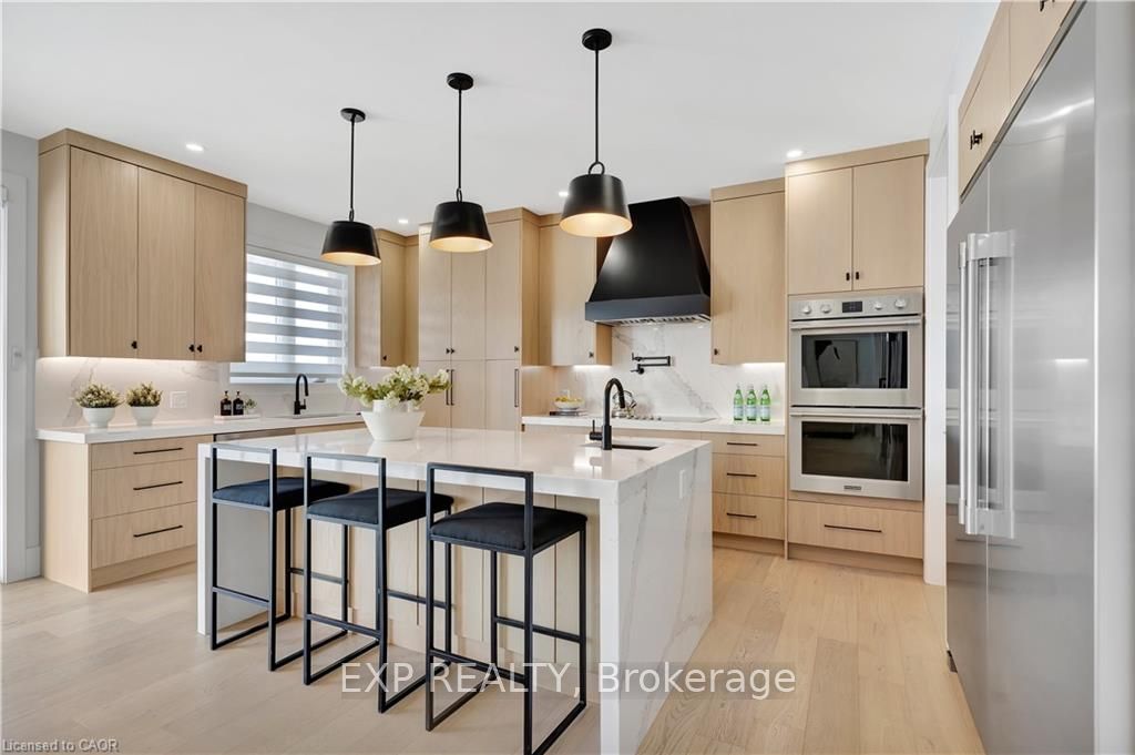 1048 Walton Avenue Property Photo 15