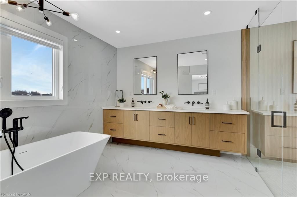 1048 Walton Avenue Property Photo 27