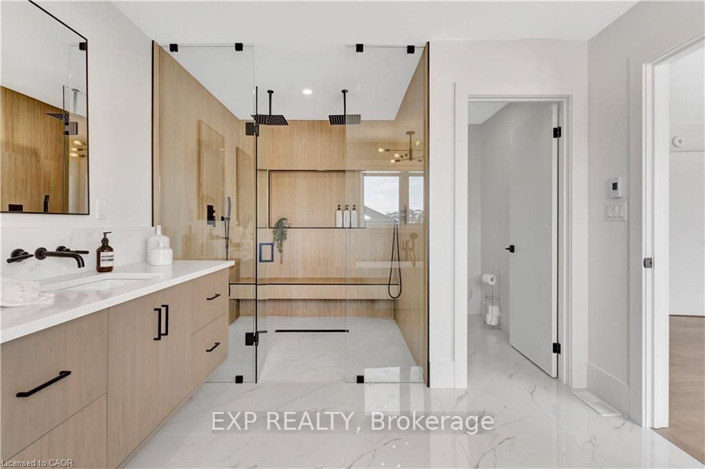 1048 Walton Avenue Property Photo 28
