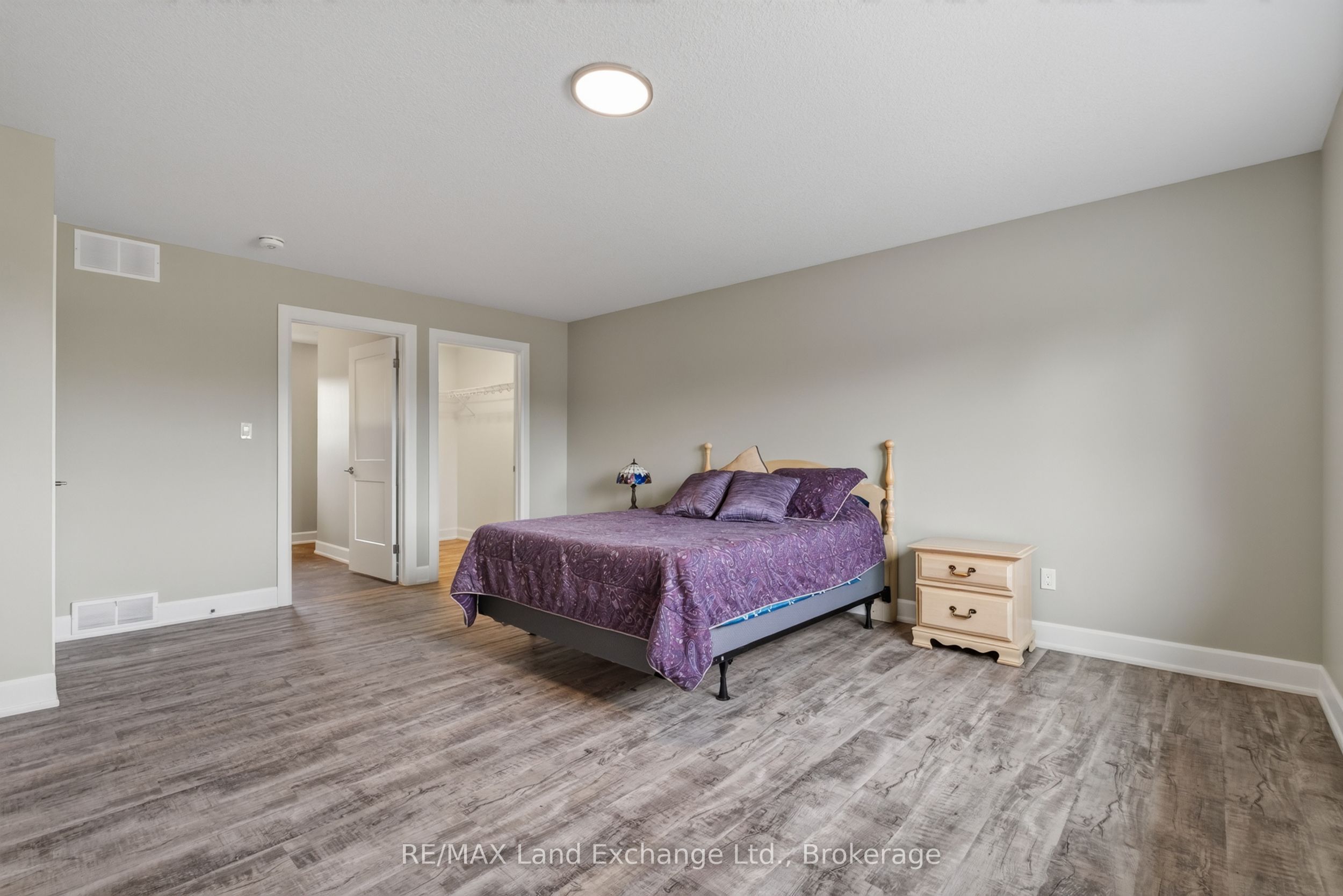 8 Golf Links Road Unit 2 Property Photo 20
