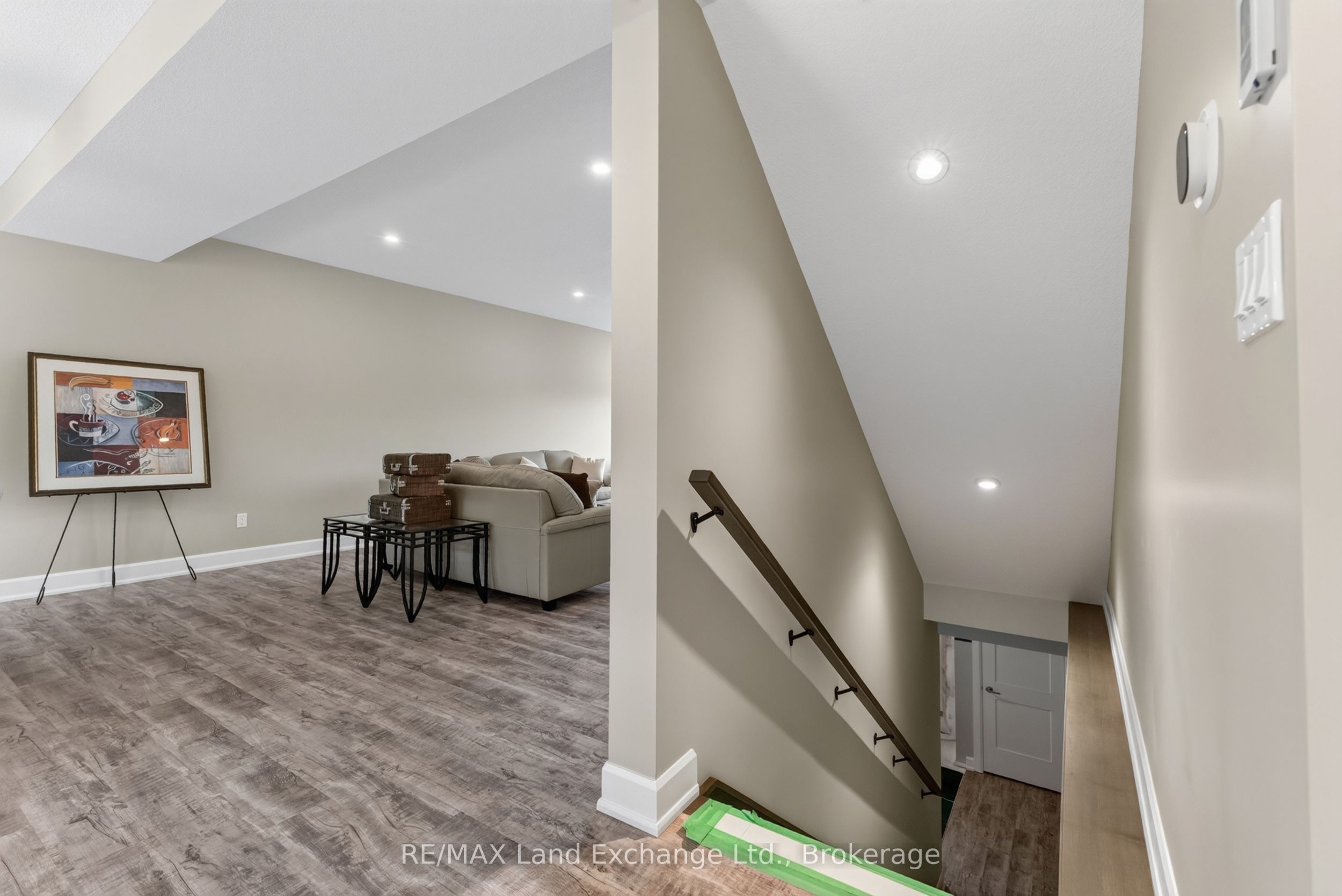 8 Golf Links Road Unit 2 Property Photo 25