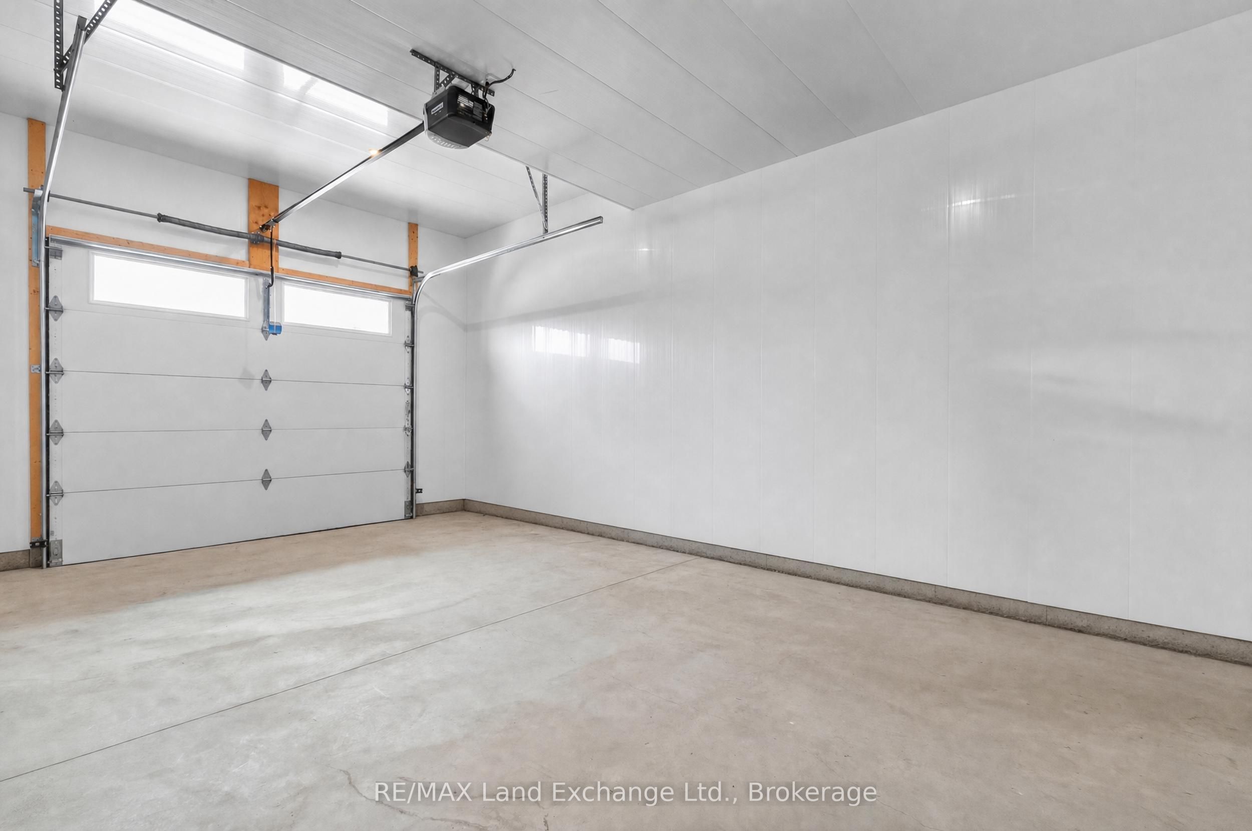 8 Golf Links Road Unit 2 Property Photo 30
