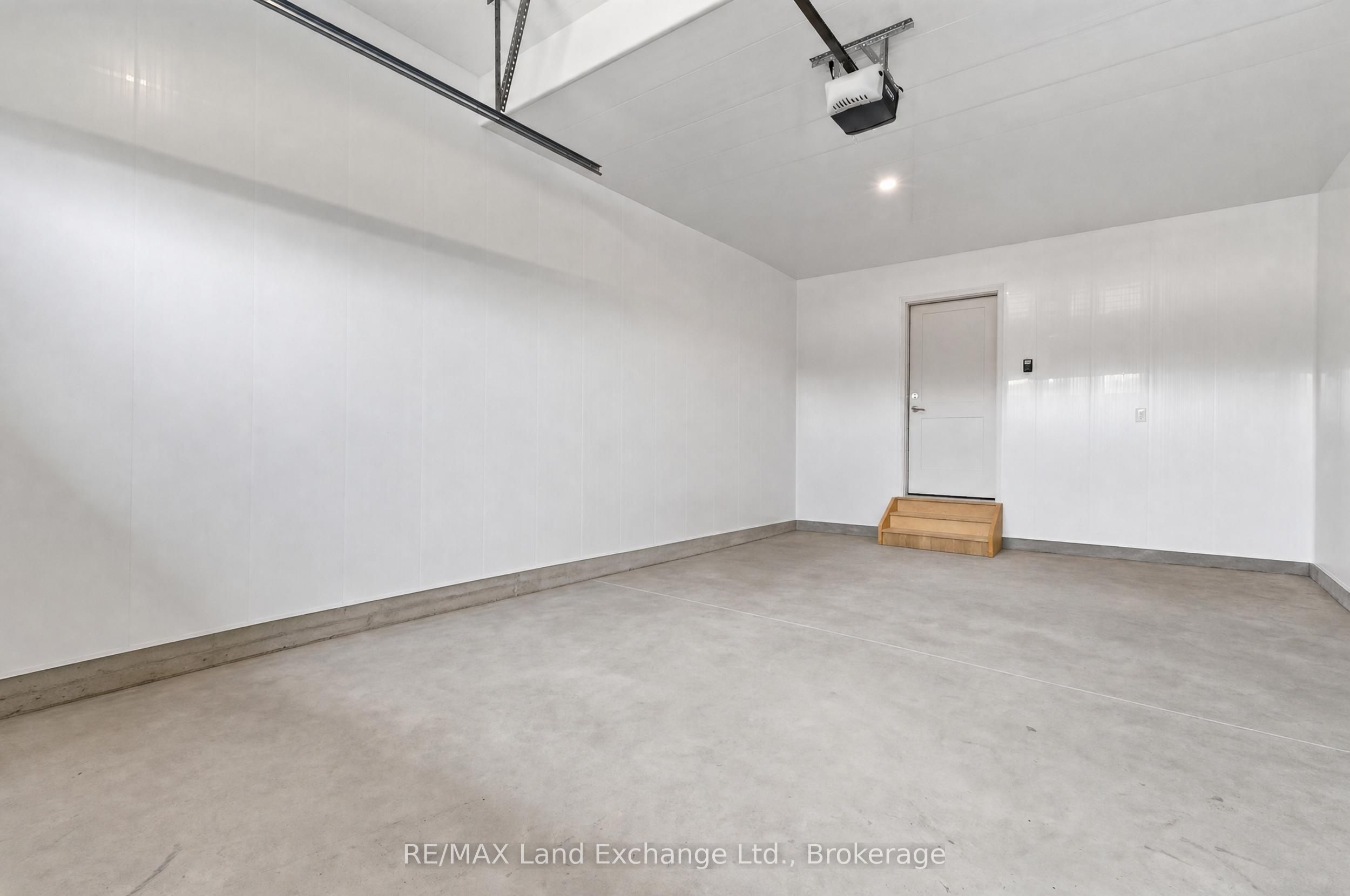 8 Golf Links Road Unit 2 Property Photo 31