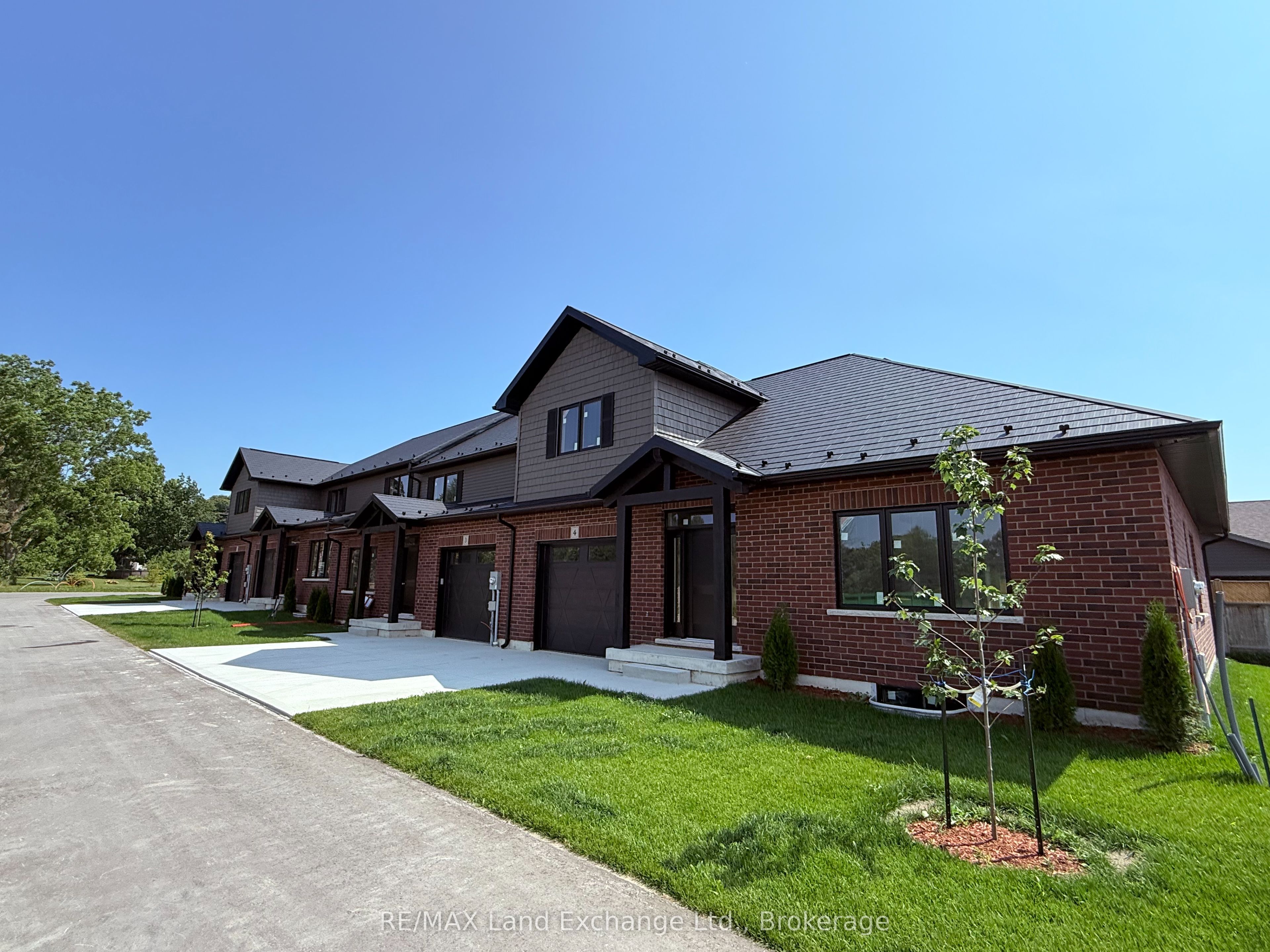 8 Golf Links Road Unit 4 Property Photo 3