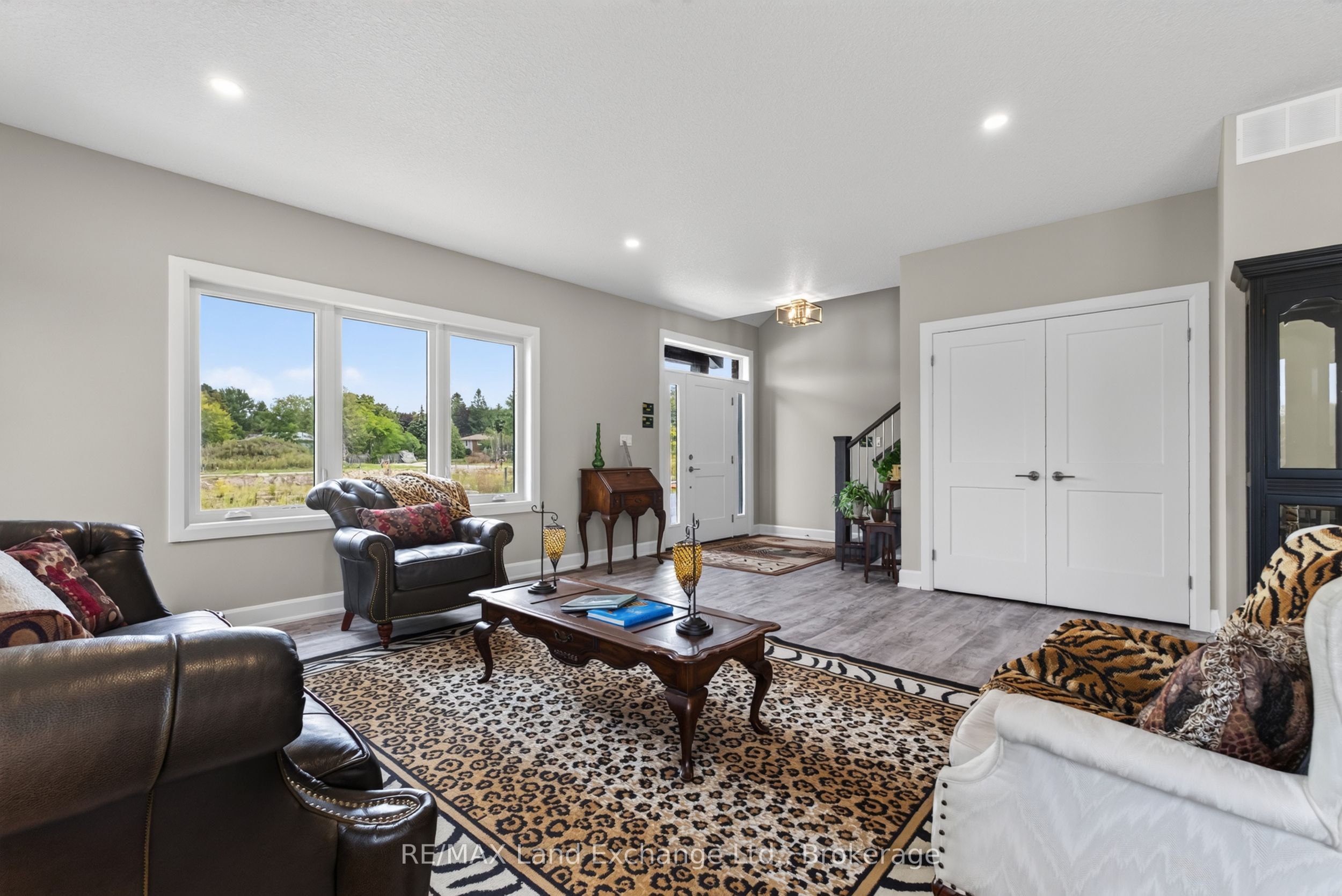 8 Golf Links Road Unit 4 Property Photo 6