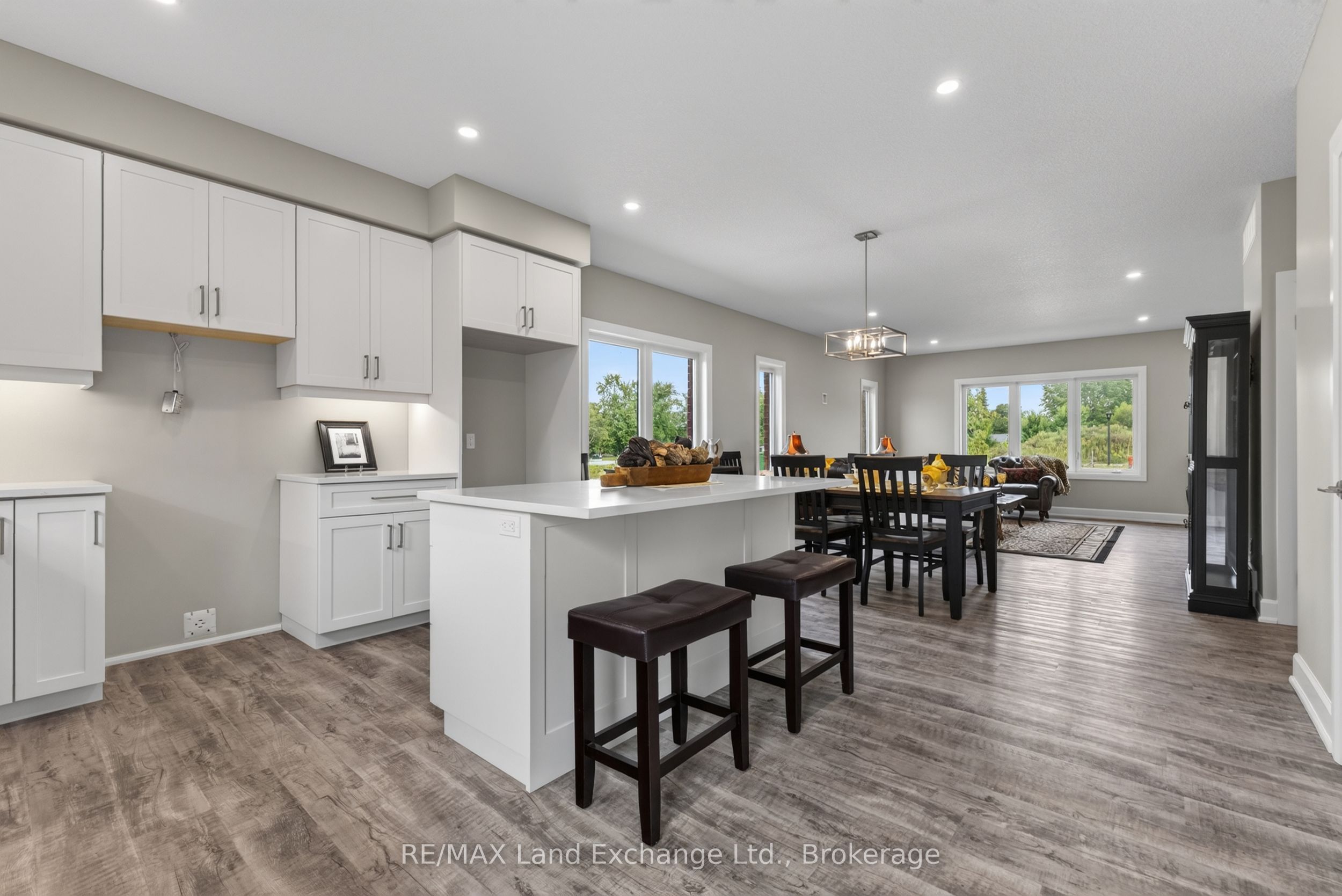 8 Golf Links Road Unit 4 Property Photo 12