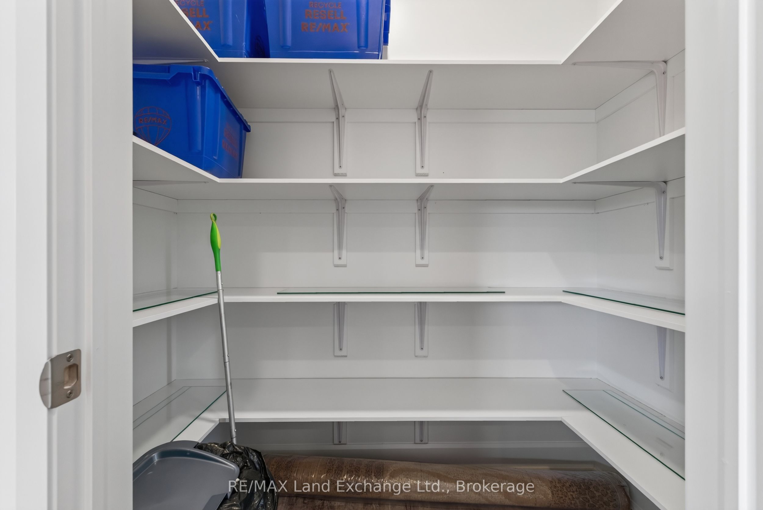 8 Golf Links Road Unit 4 Property Photo 13