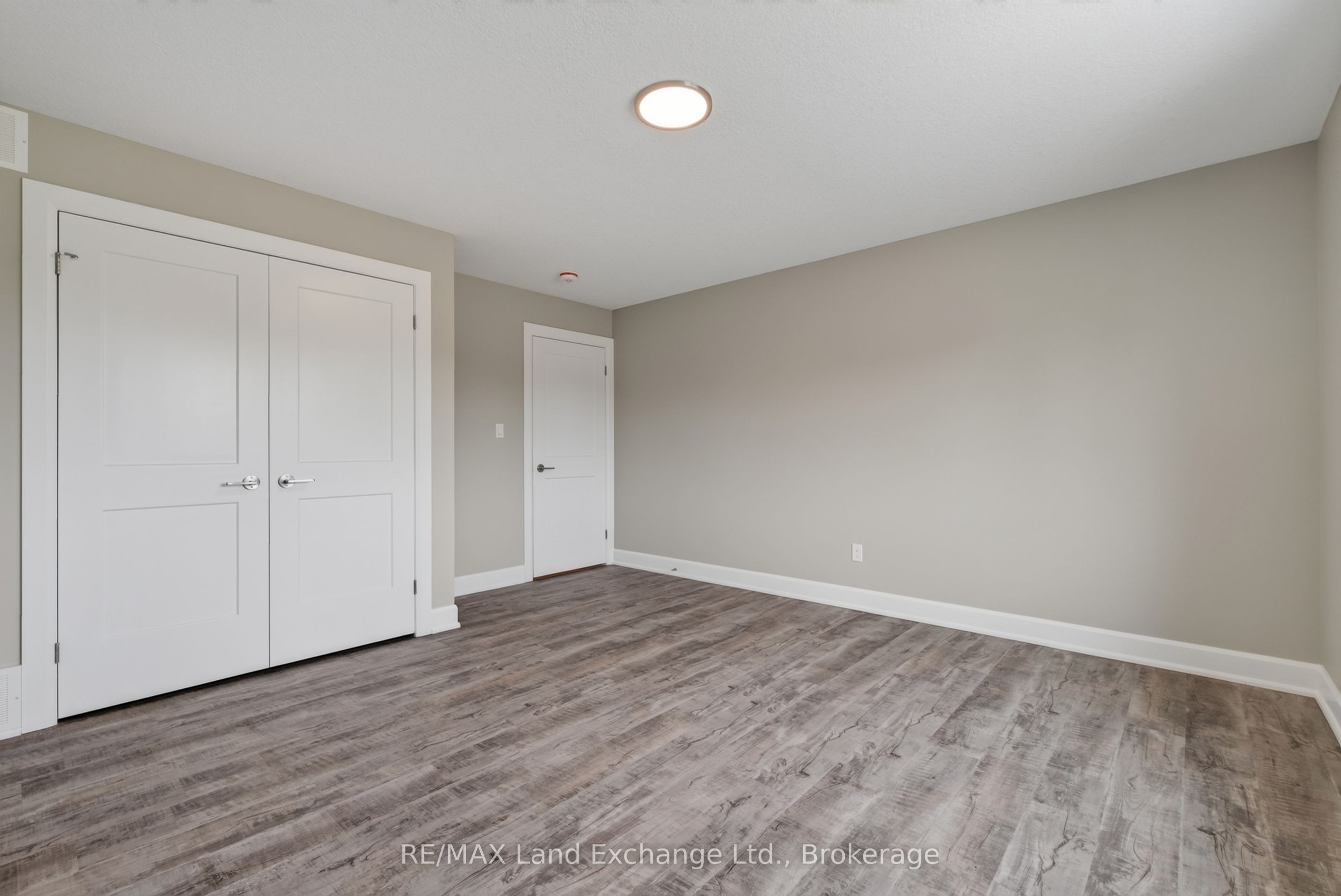 8 Golf Links Road Unit 4 Property Photo 20