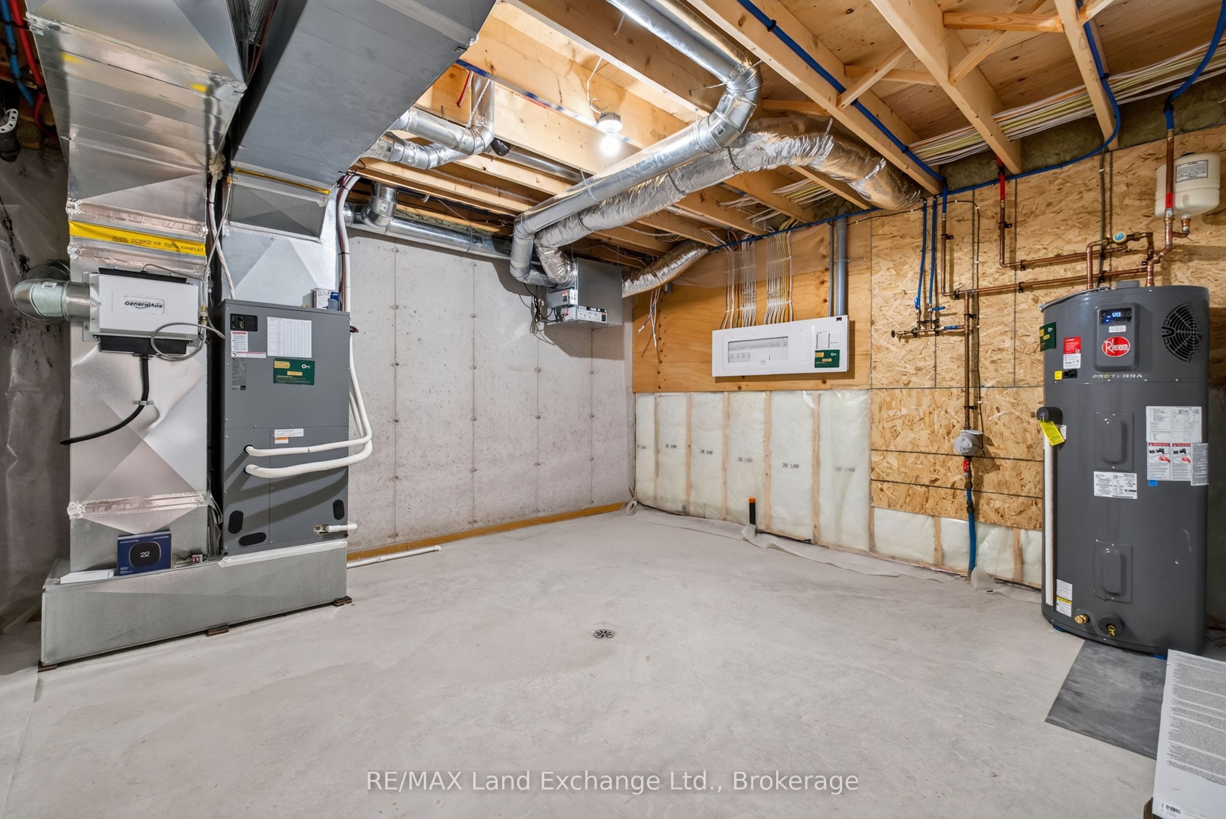 8 Golf Links Road Unit 4 Property Photo 28