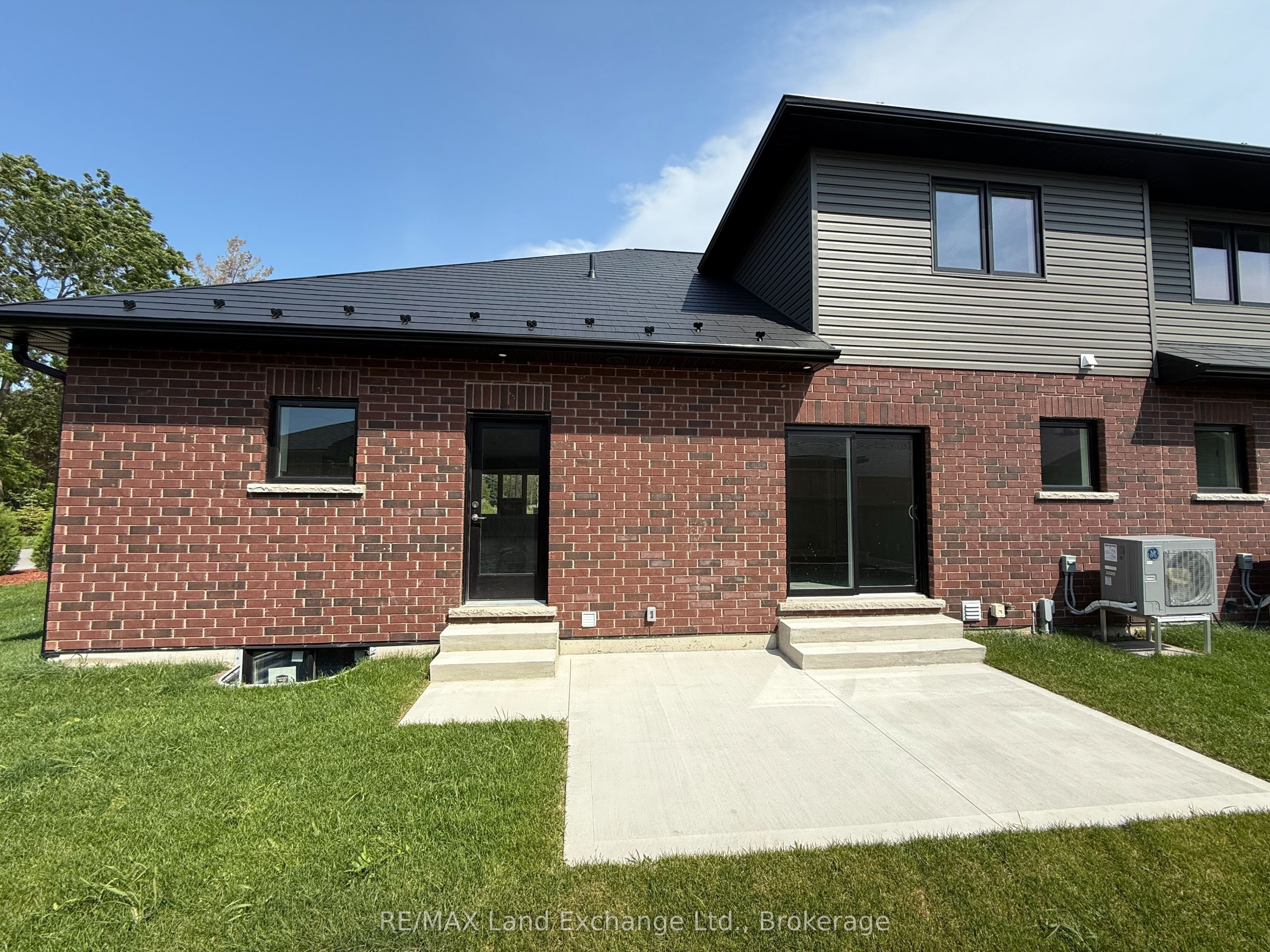 8 Golf Links Road Unit 4 Property Photo 29