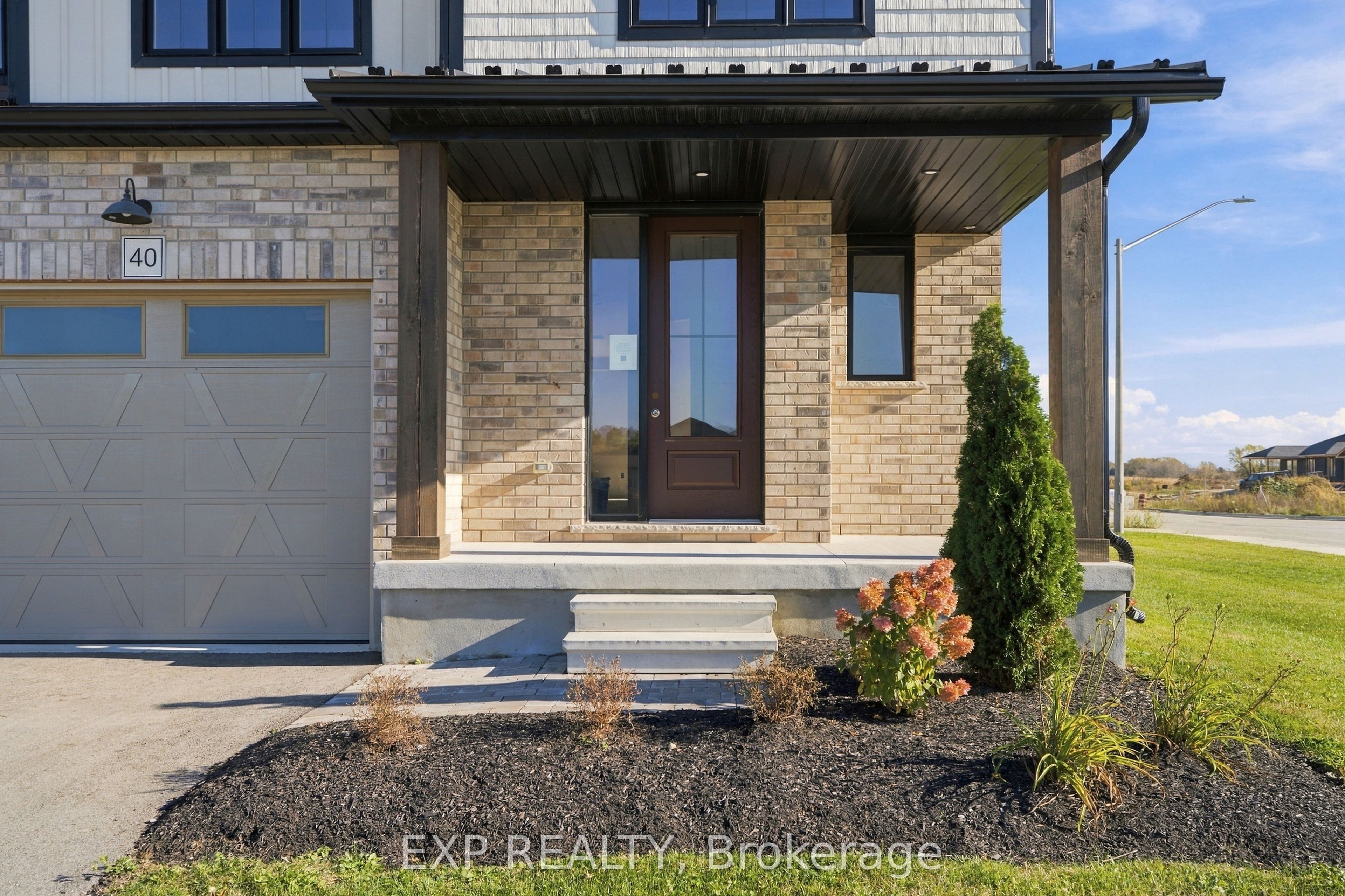 40 Anne Street W Property Photo 8