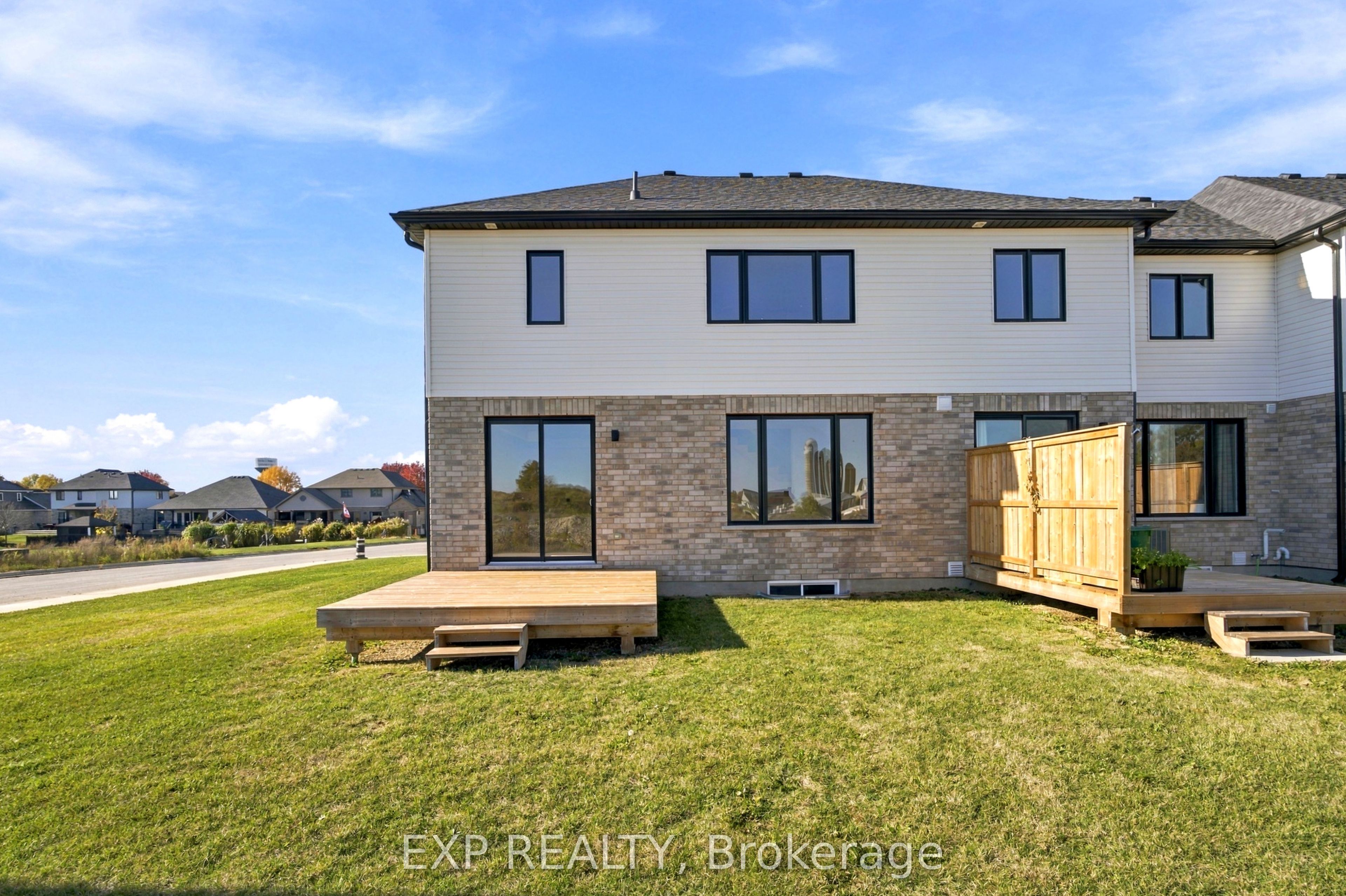 40 Anne Street W Property Photo 11