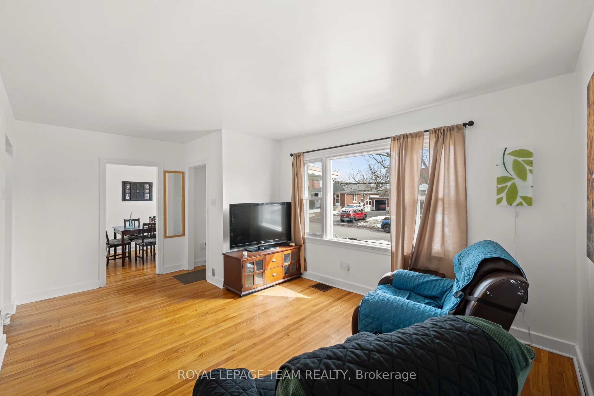 1123 Secord Avenue Property Photo 8