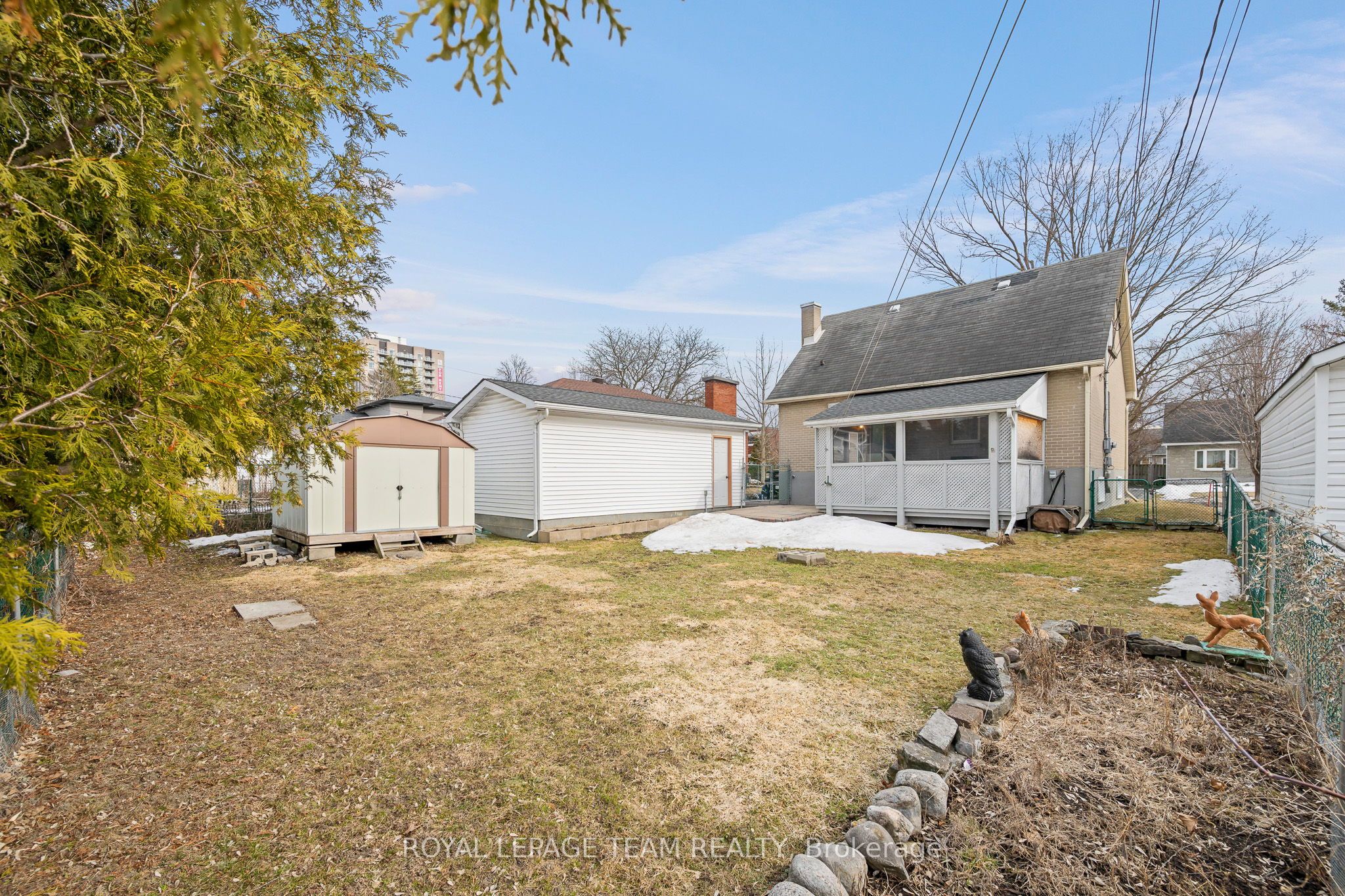 1123 Secord Avenue Property Photo 38