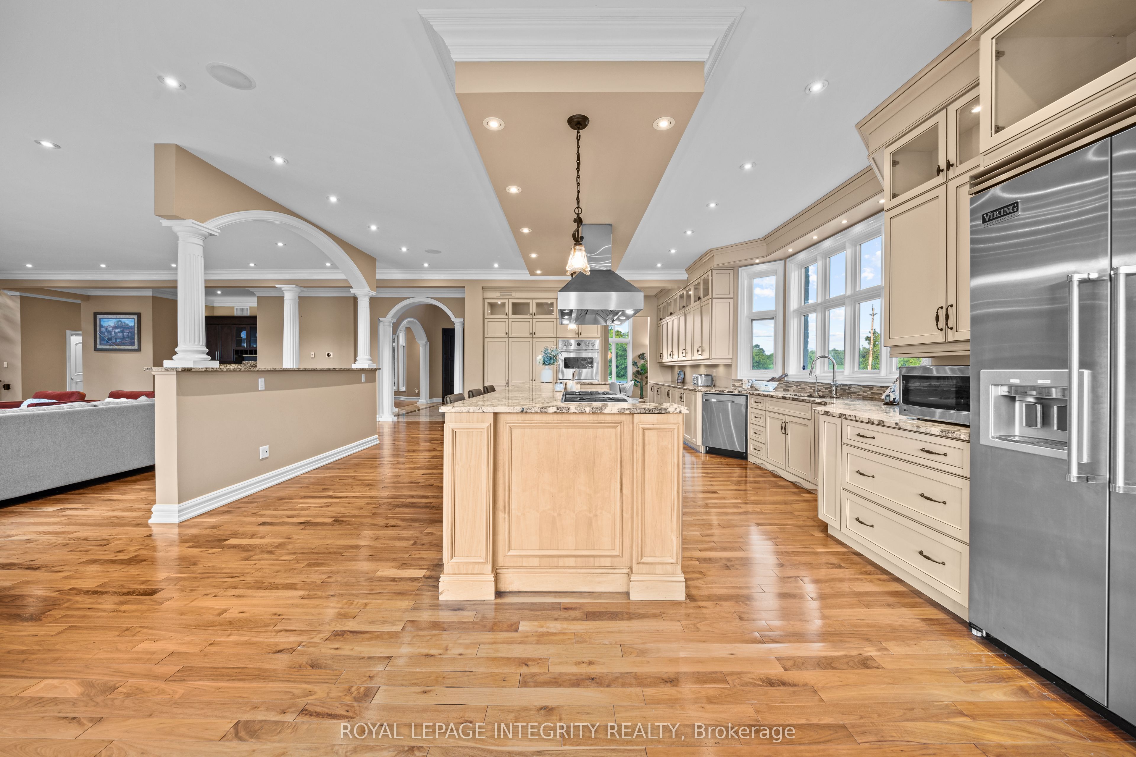 1180 River Road Property Photo 12