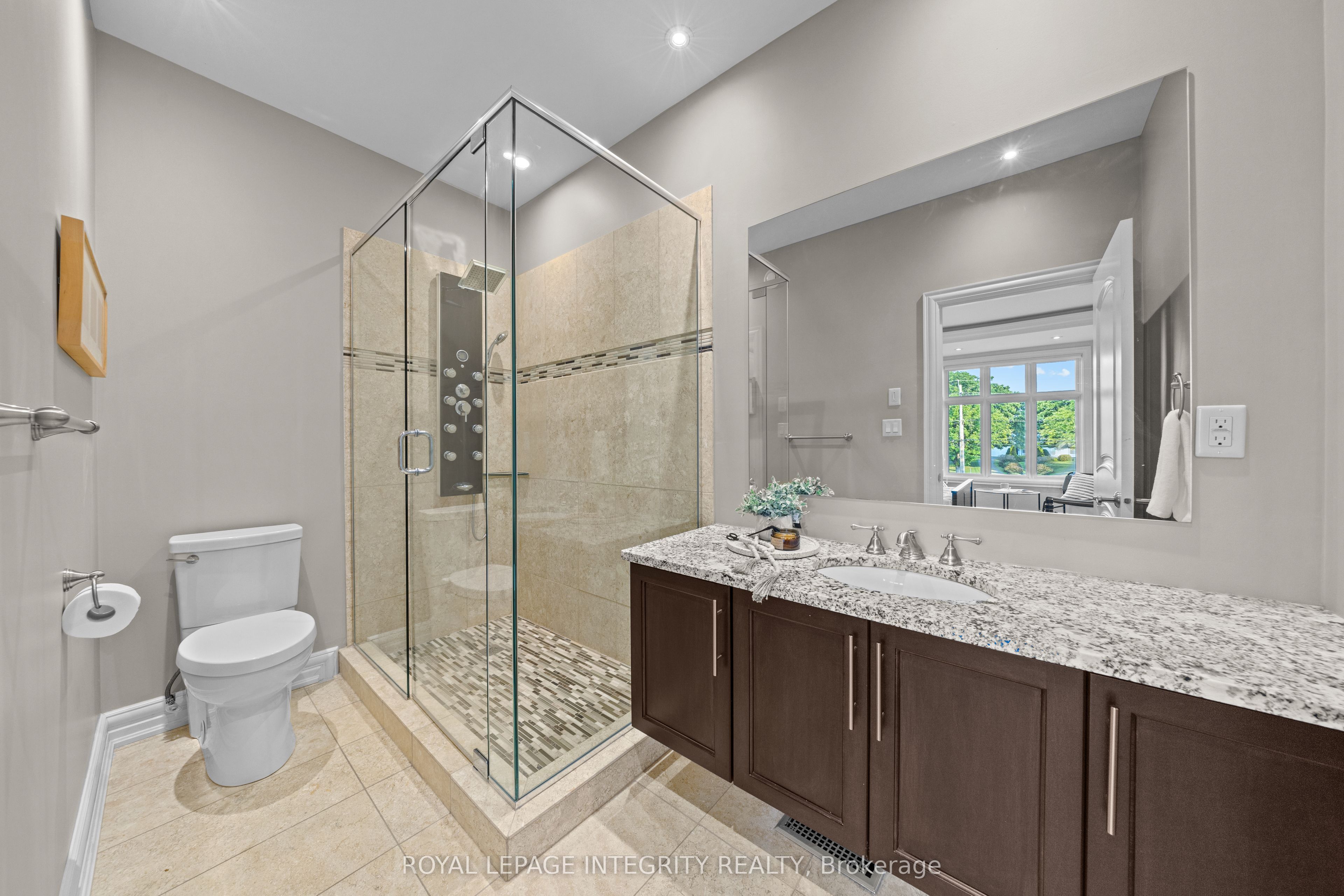 1180 River Road Property Photo 35