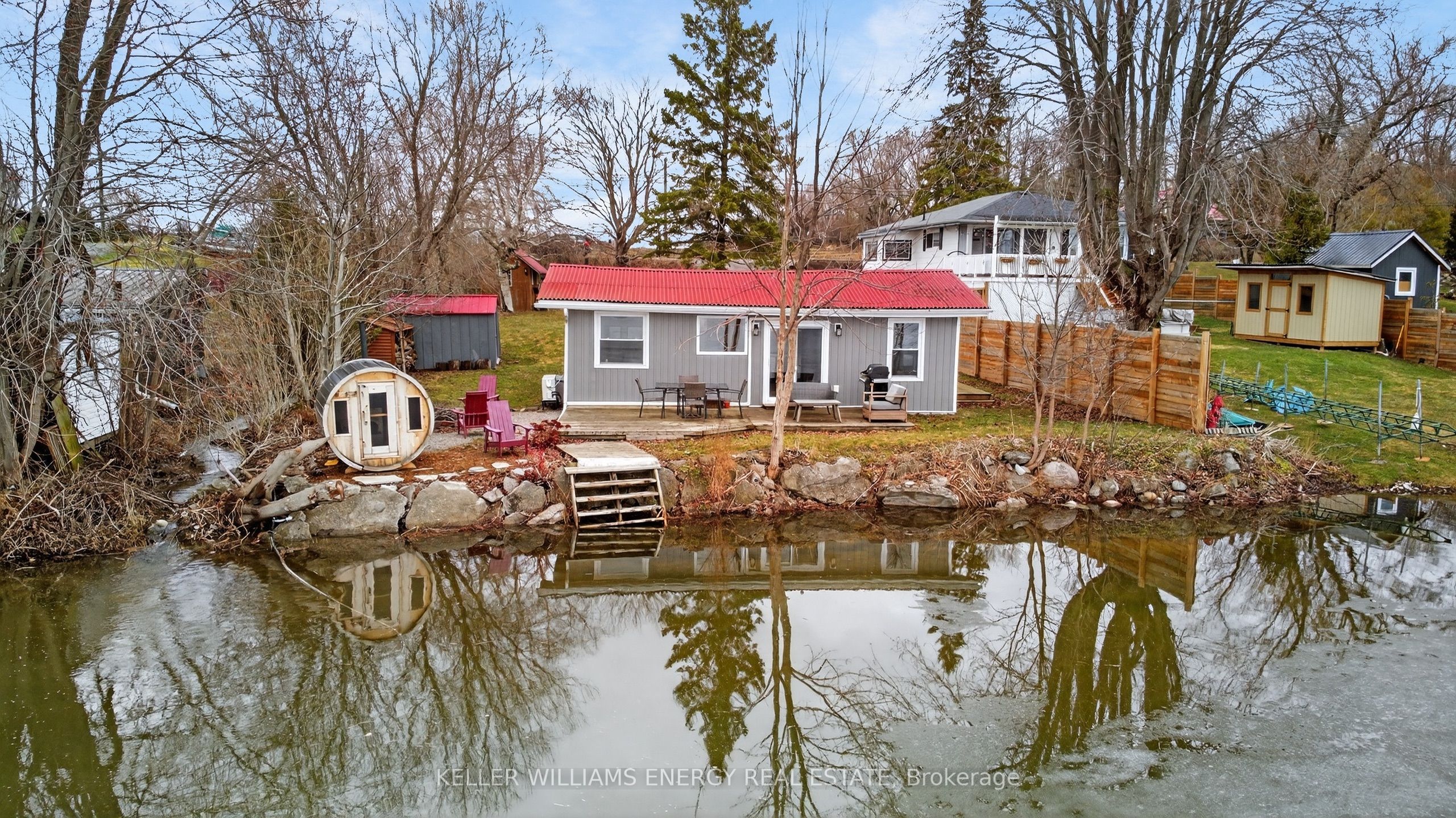 1071c Lakeside Drive Property Photo 2