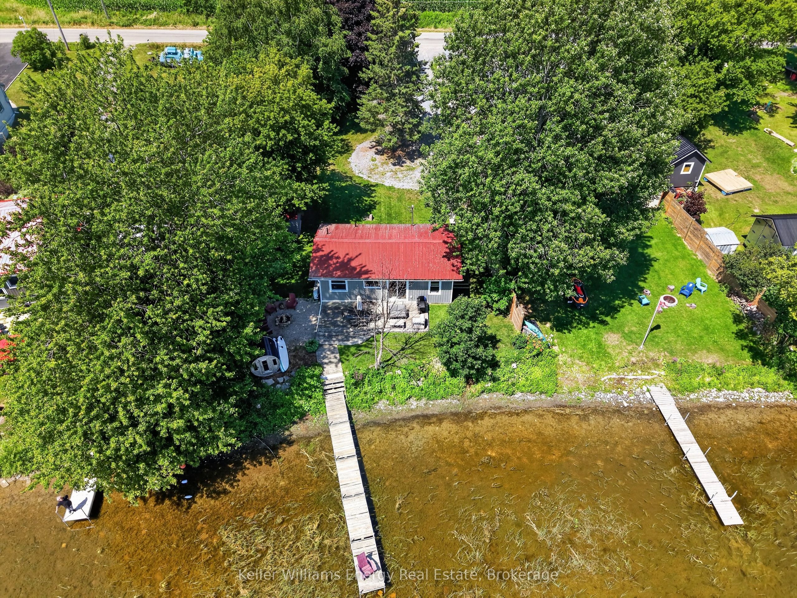 1071c Lakeside Drive Property Photo 4
