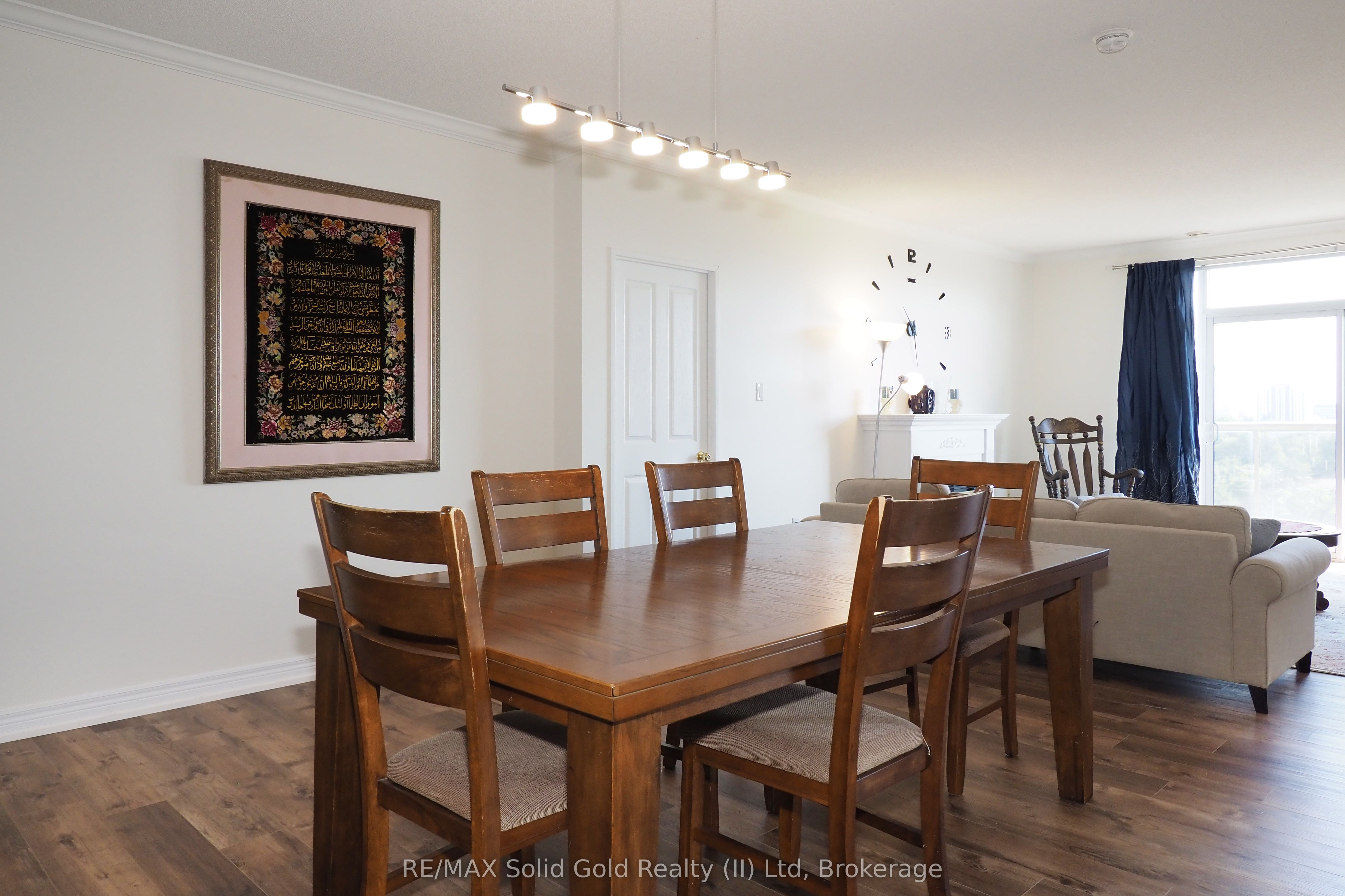 255 Keats Way 701 Property Photo 14
