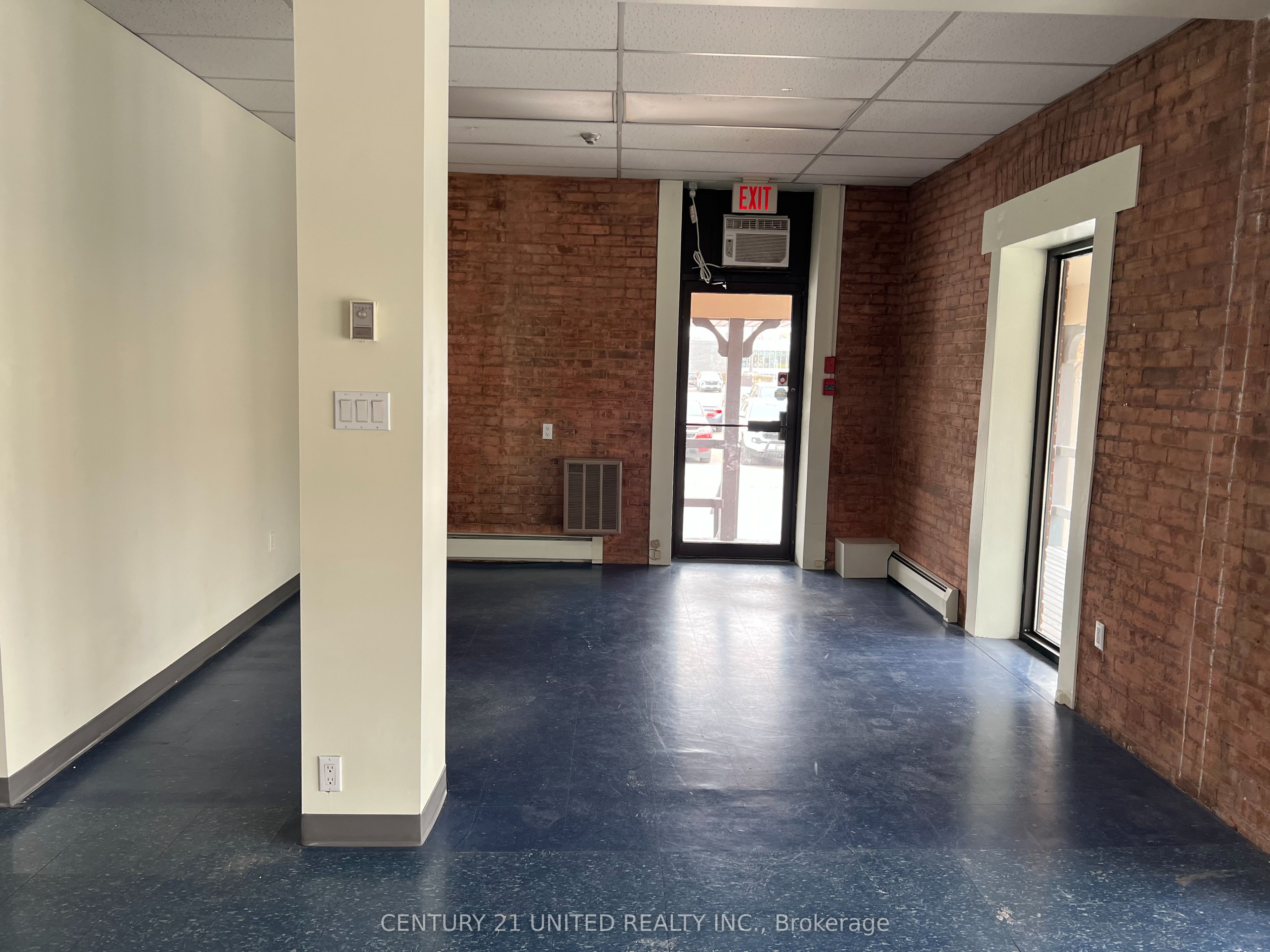 190 Charlotte Street K Property Photo 3