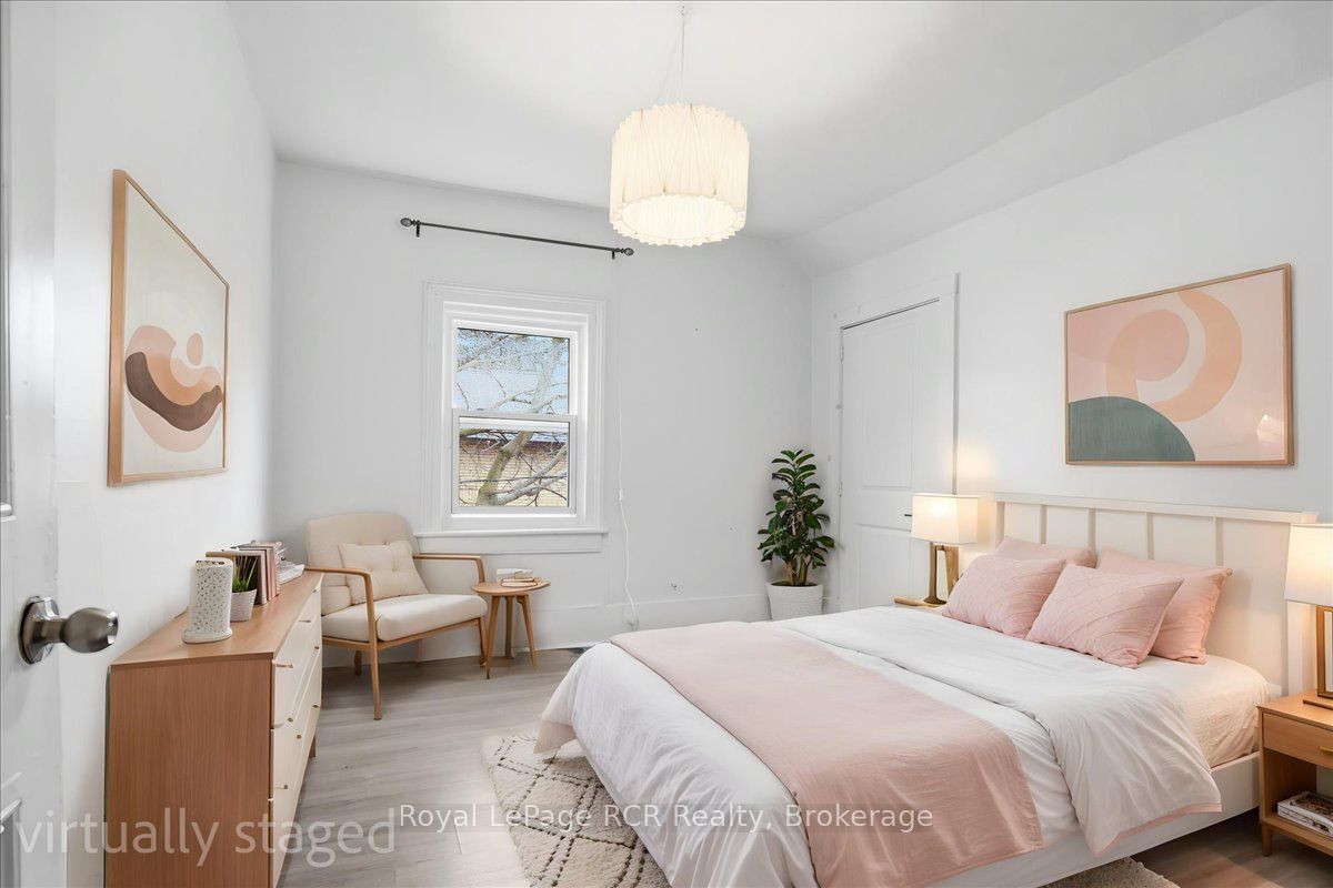 234 Elma Street E Property Photo 15