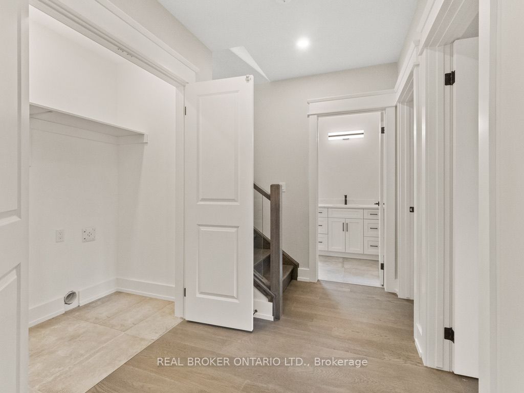 44 Topham Boulevard Property Photo 15