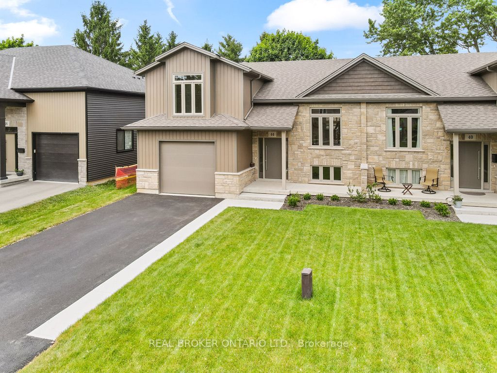 44 Topham Boulevard Property Photo 39