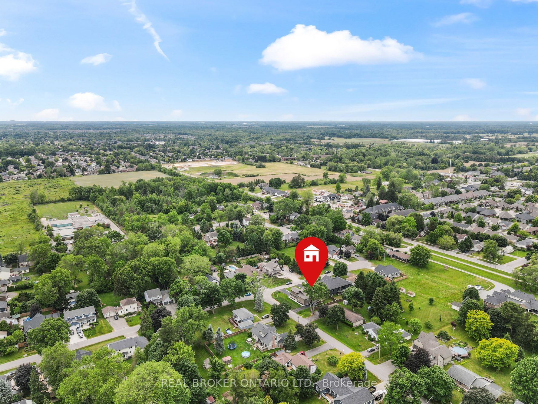 44 Topham Boulevard Property Photo 43