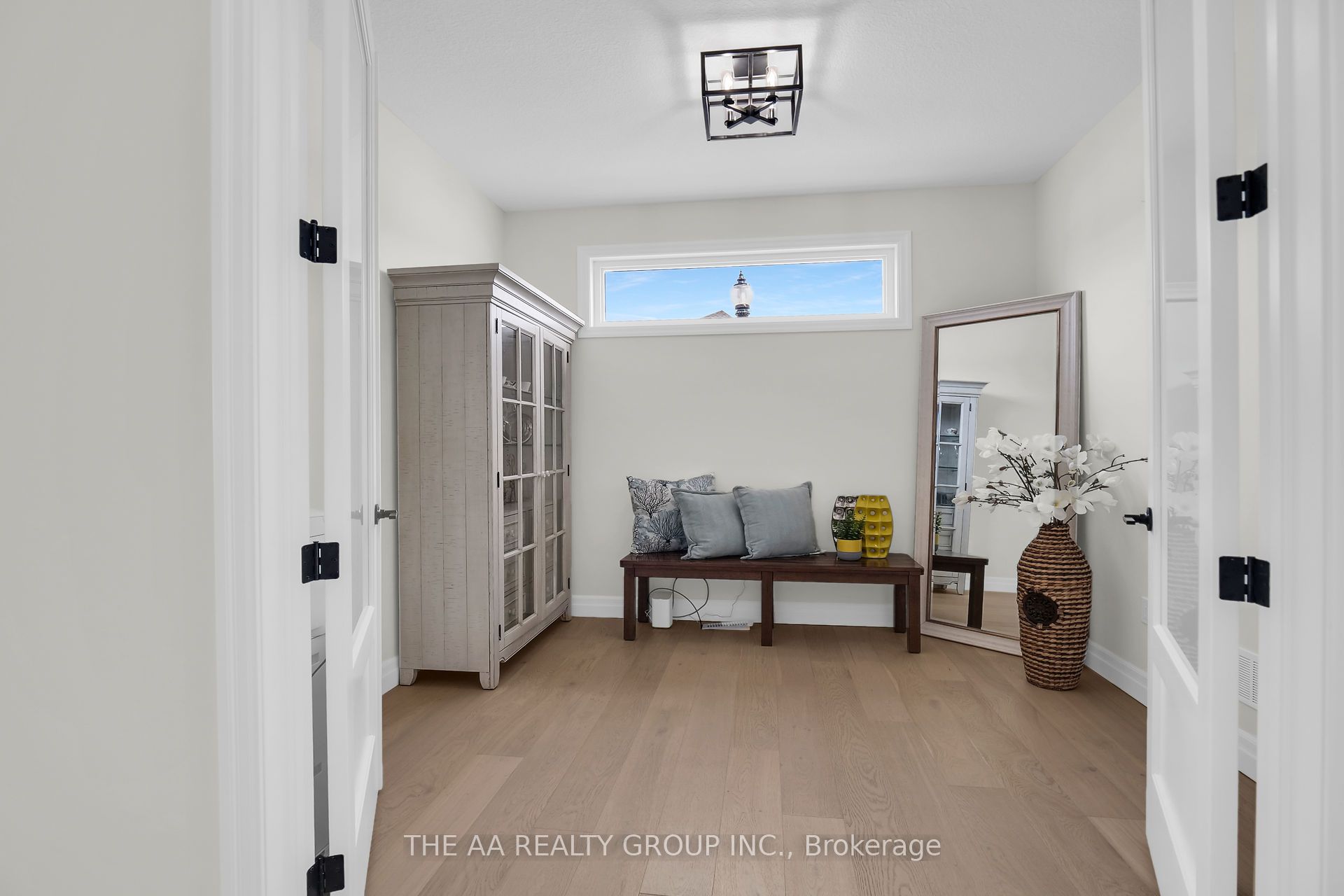 187 Foxborough Place Property Photo 7