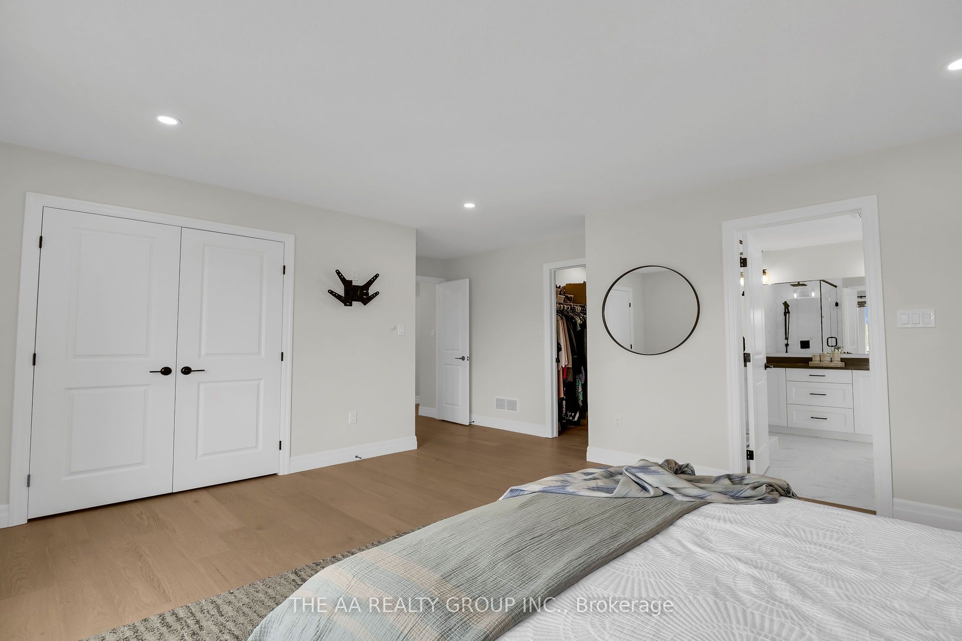 187 Foxborough Place Property Photo 28