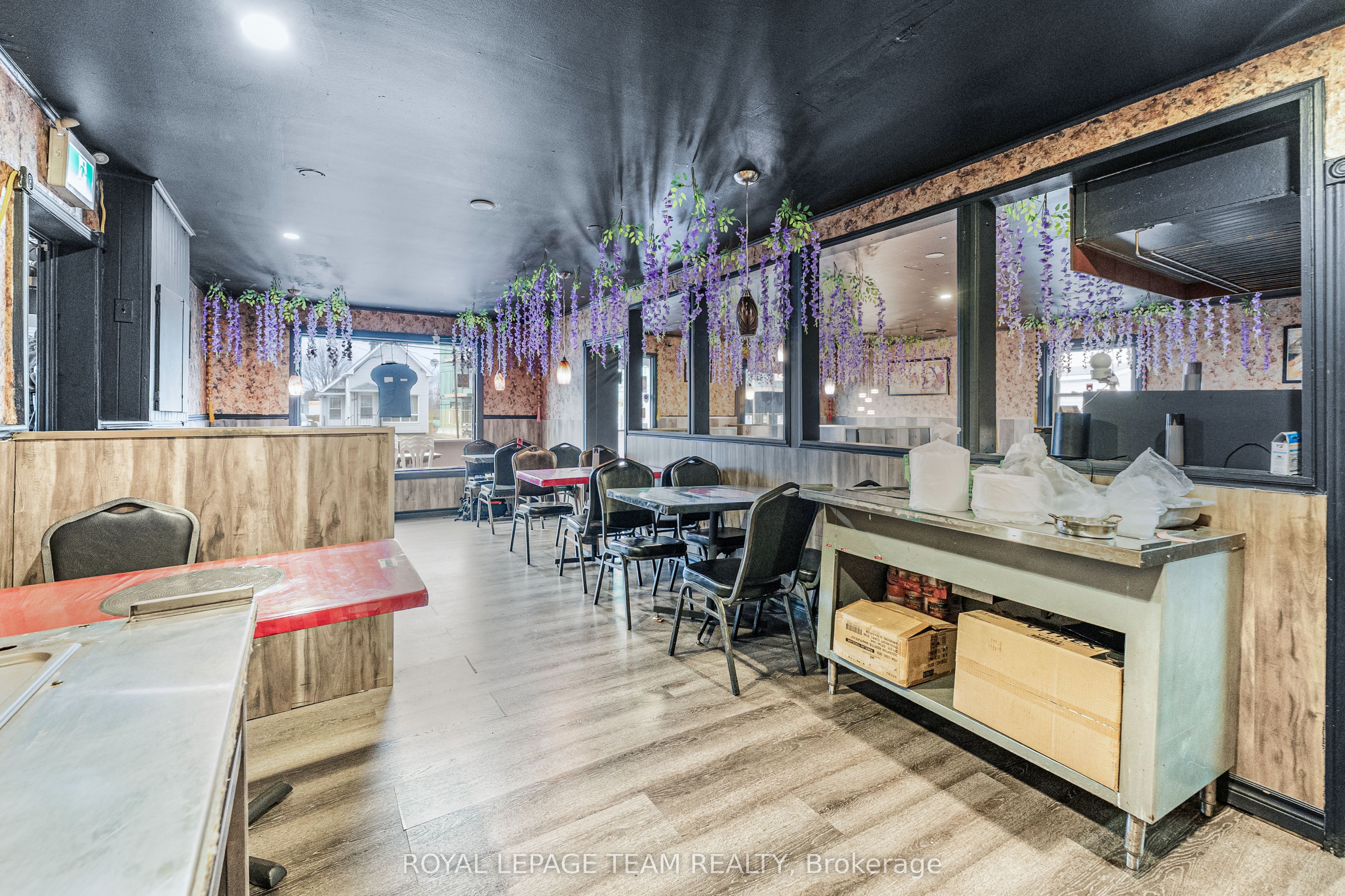655 Laurier Street Property Photo 10