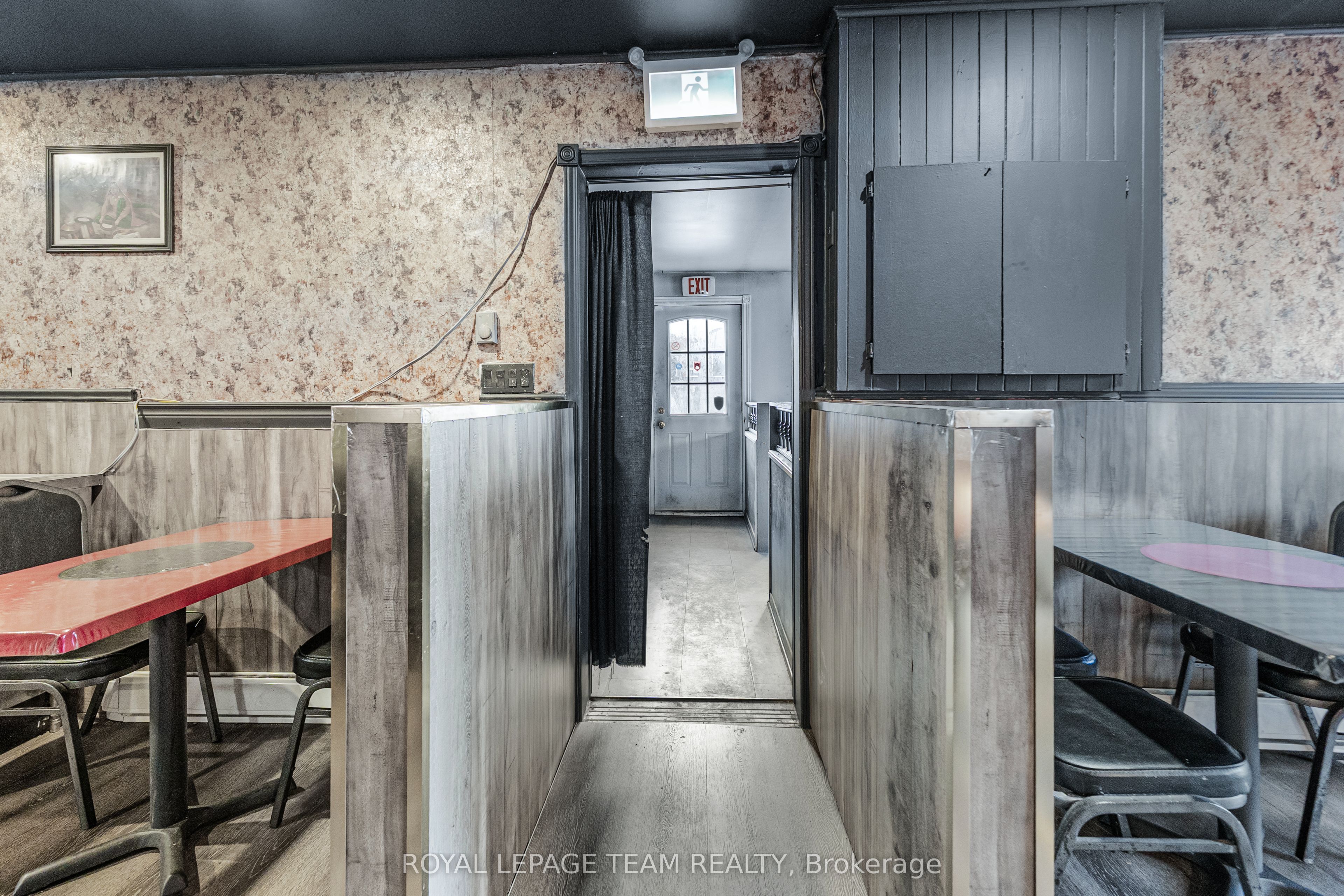 655 Laurier Street Property Photo 14