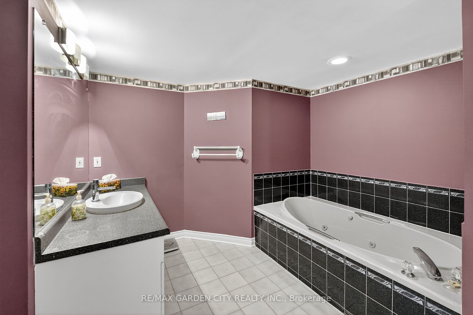70 Main Street 201 Property Photo 17