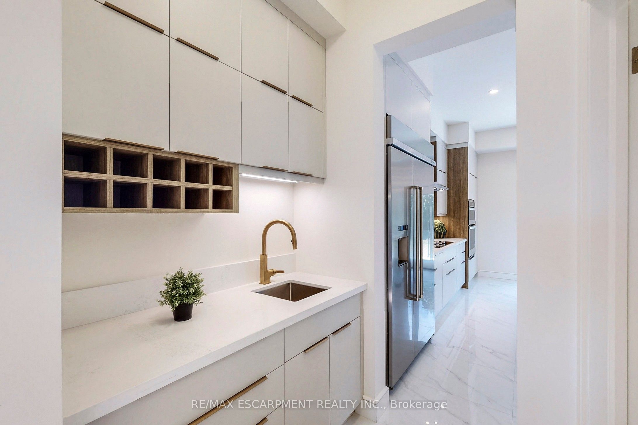 49 Roselawn Avenue Property Photo 14